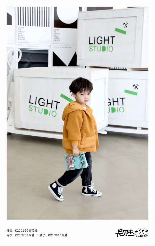 Zi Yin's cotton-padded jacket details Picture