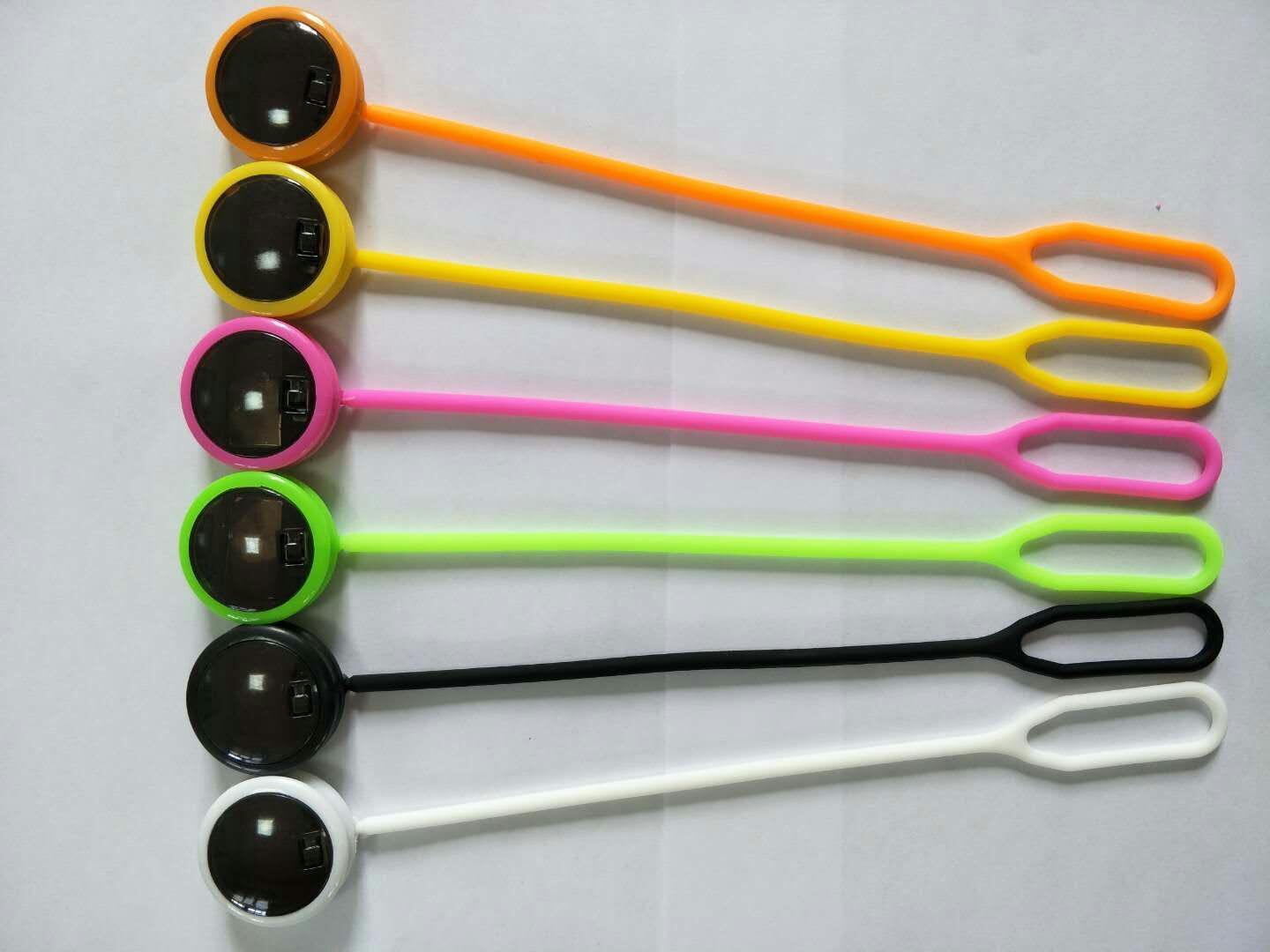 The decoration can be hung on the electronic watch of the bag Specification image