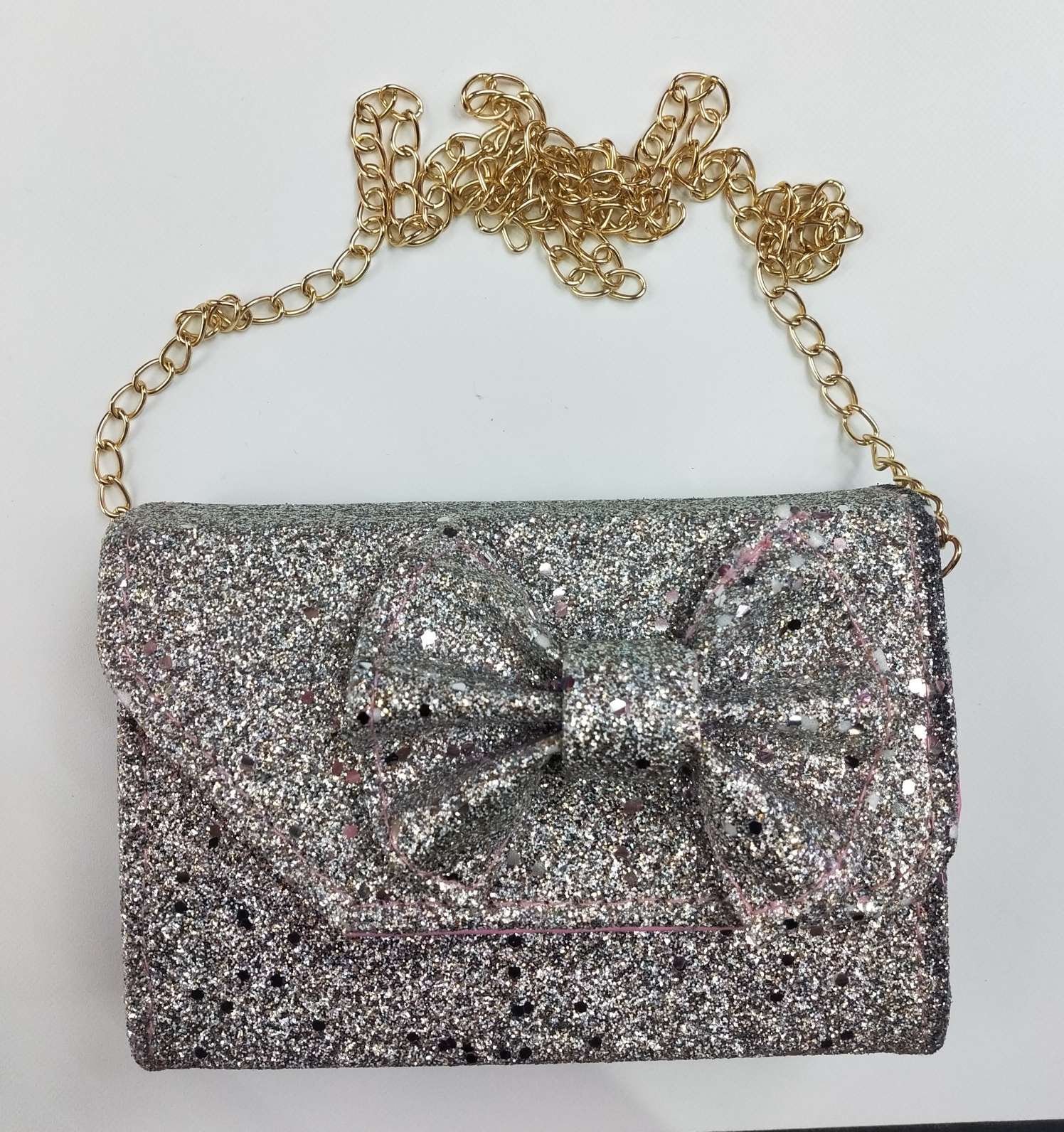 Cute little girl bag, fashionable children's bag, glitter bag, coin purse, princess bag Application Scenario