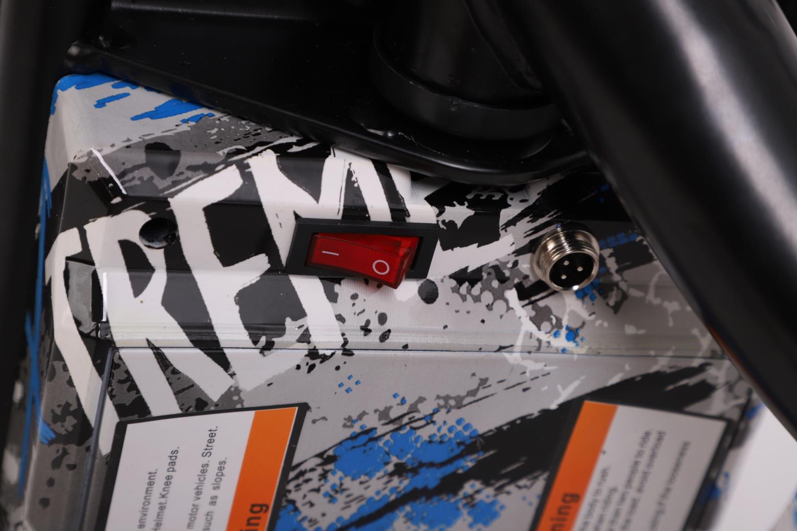 The new Kumliya drift car Item Picture
