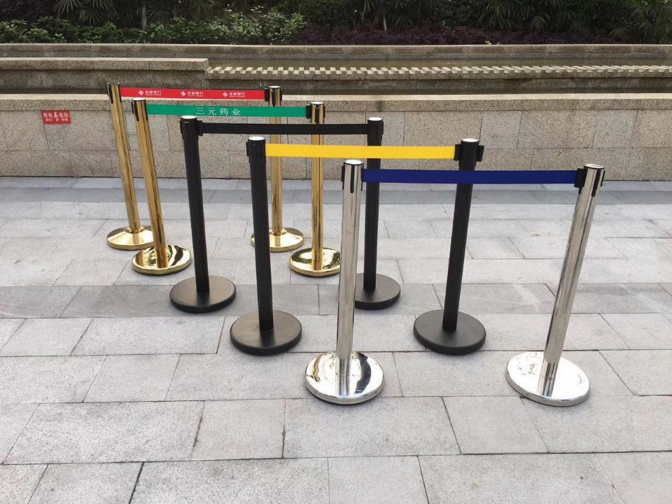 不锈钢二米线围栏伸缩隔离带护栏栏杆警戒线排队立柱钛金礼宾柱一米线