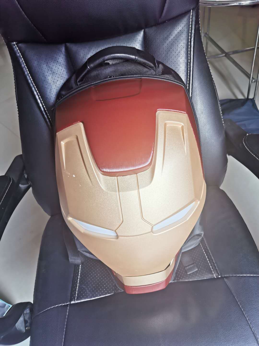 钢铁侠背包初中大学生书包白底实物图