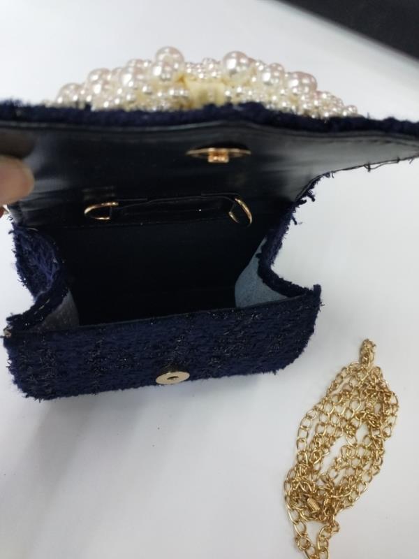 Fashionable children's bags, princess bags, little chanel-style coin purses, online red envelopes, little girl bags, bow bags Specification image