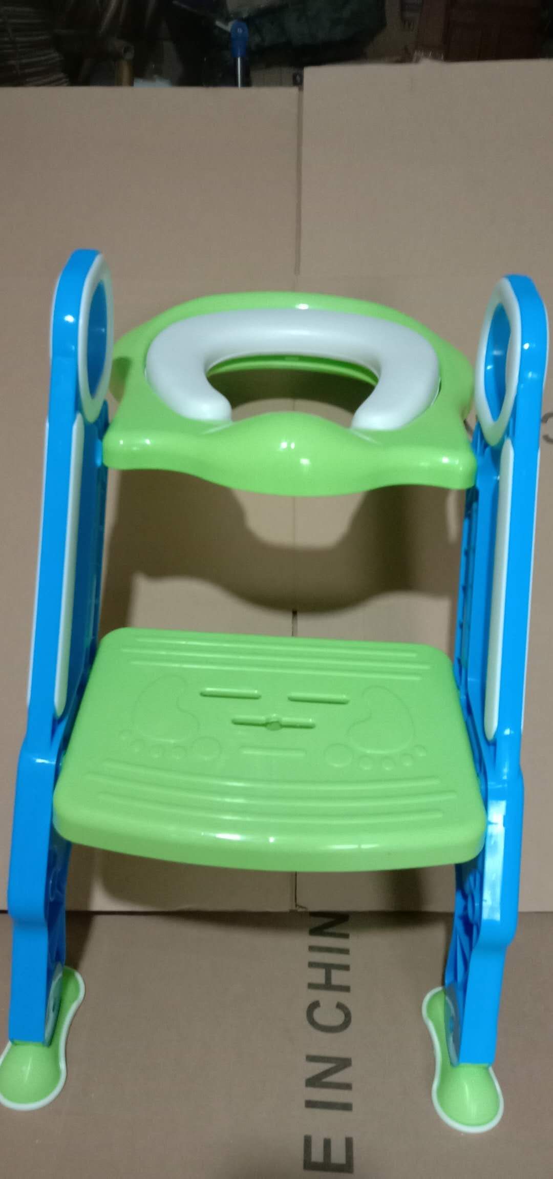 折叠式易收纳儿童坐便器 马桶梯 楼梯式儿童马桶垫详情2