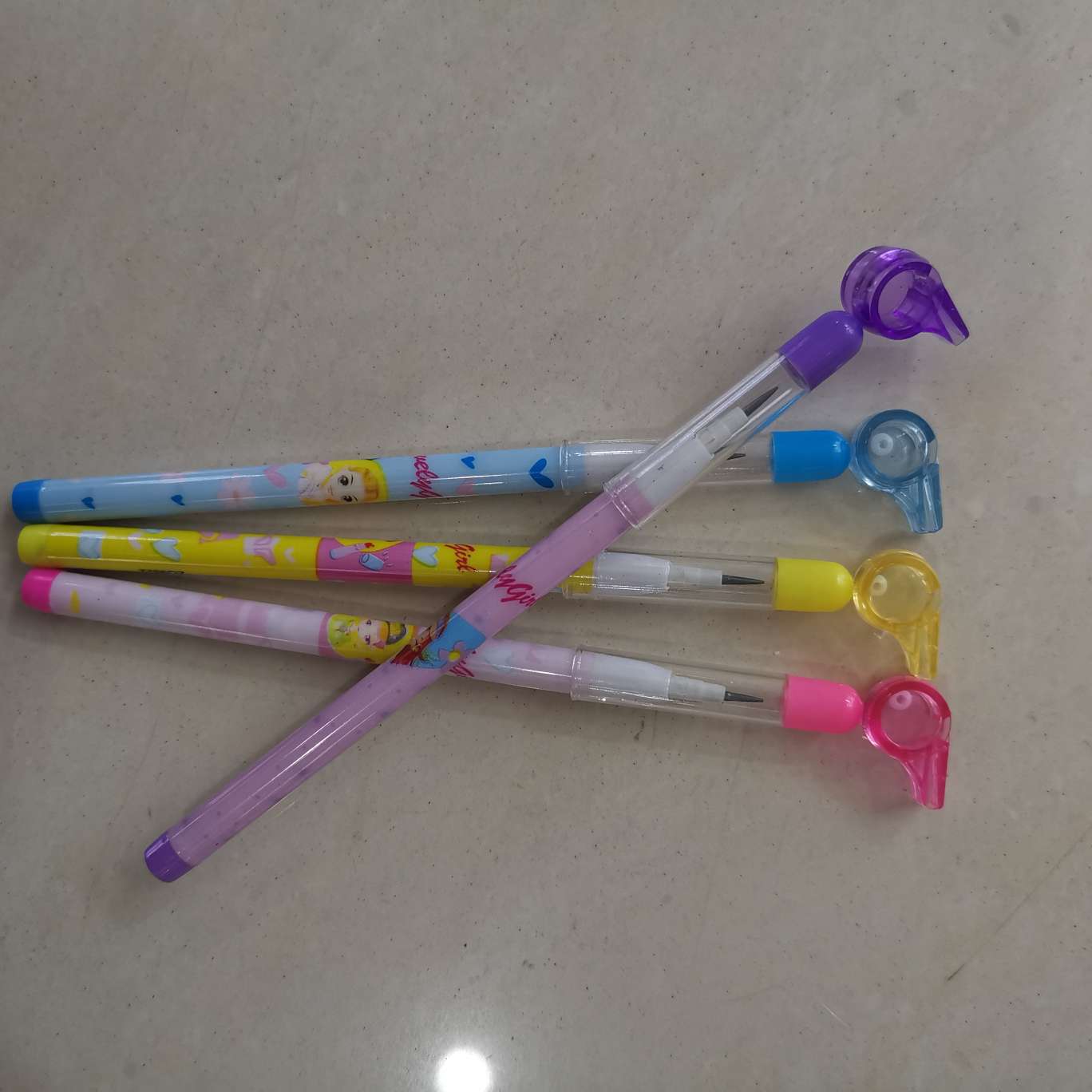 Solid-color whistle egg-laying pen detail image 2
