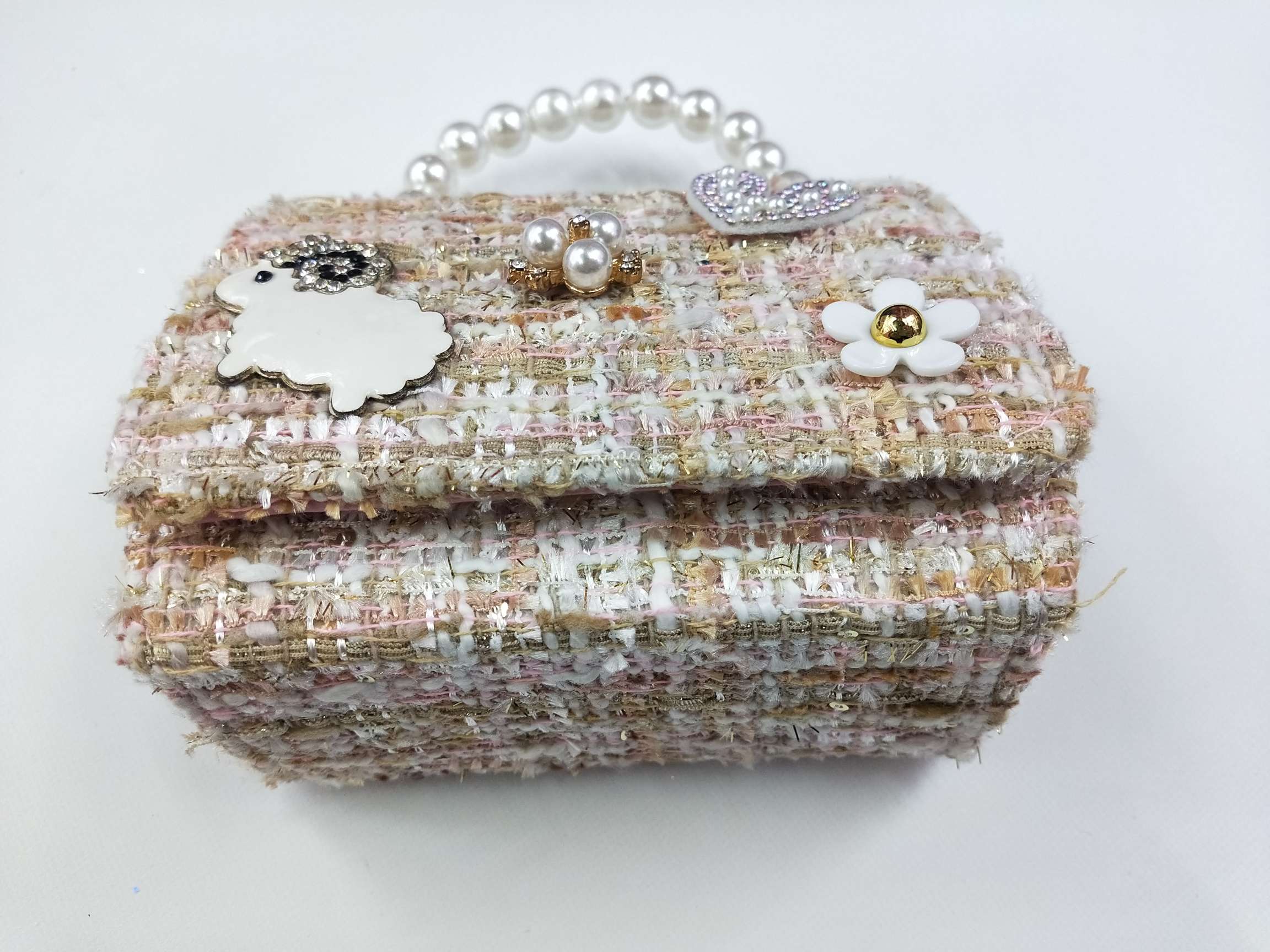 Direct sales from the manufacturer of fashionable children's bags, princess bags, chanel-style bags, little girl bags and coin purses undefined