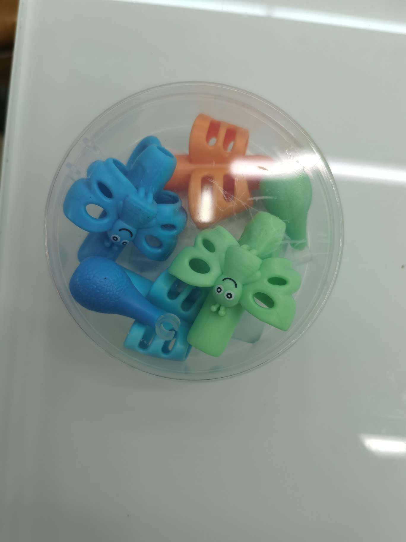 Children's silicone pen grip, a best-selling pen grip detail image 1