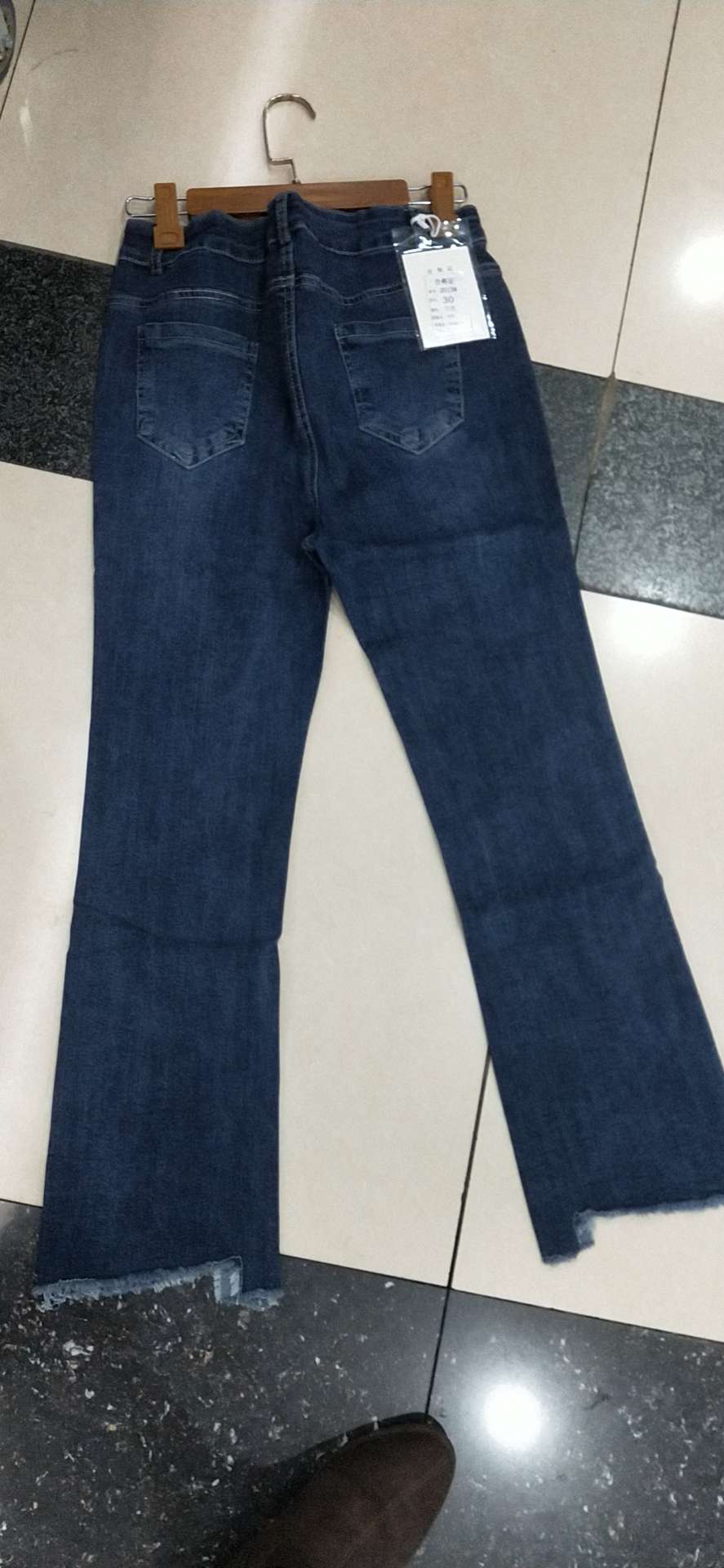 美松宽宽牛仔仔