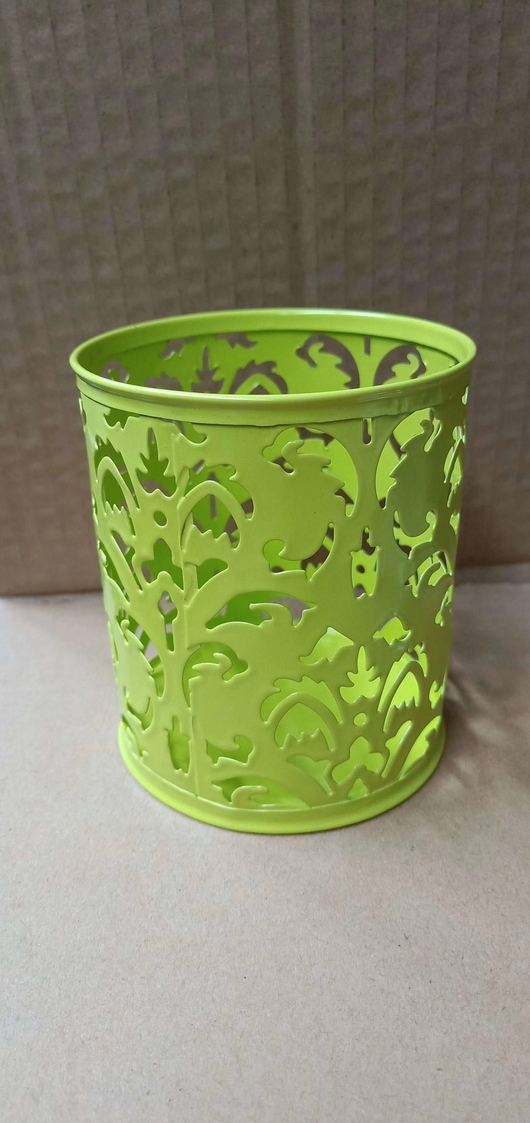 创意笔筒 彩色笔筒创意笔筒 彩色笔筒