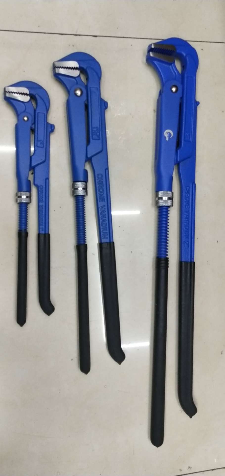 Olecranon Pliers (Plain Handle And Plastic Handle) full figure
