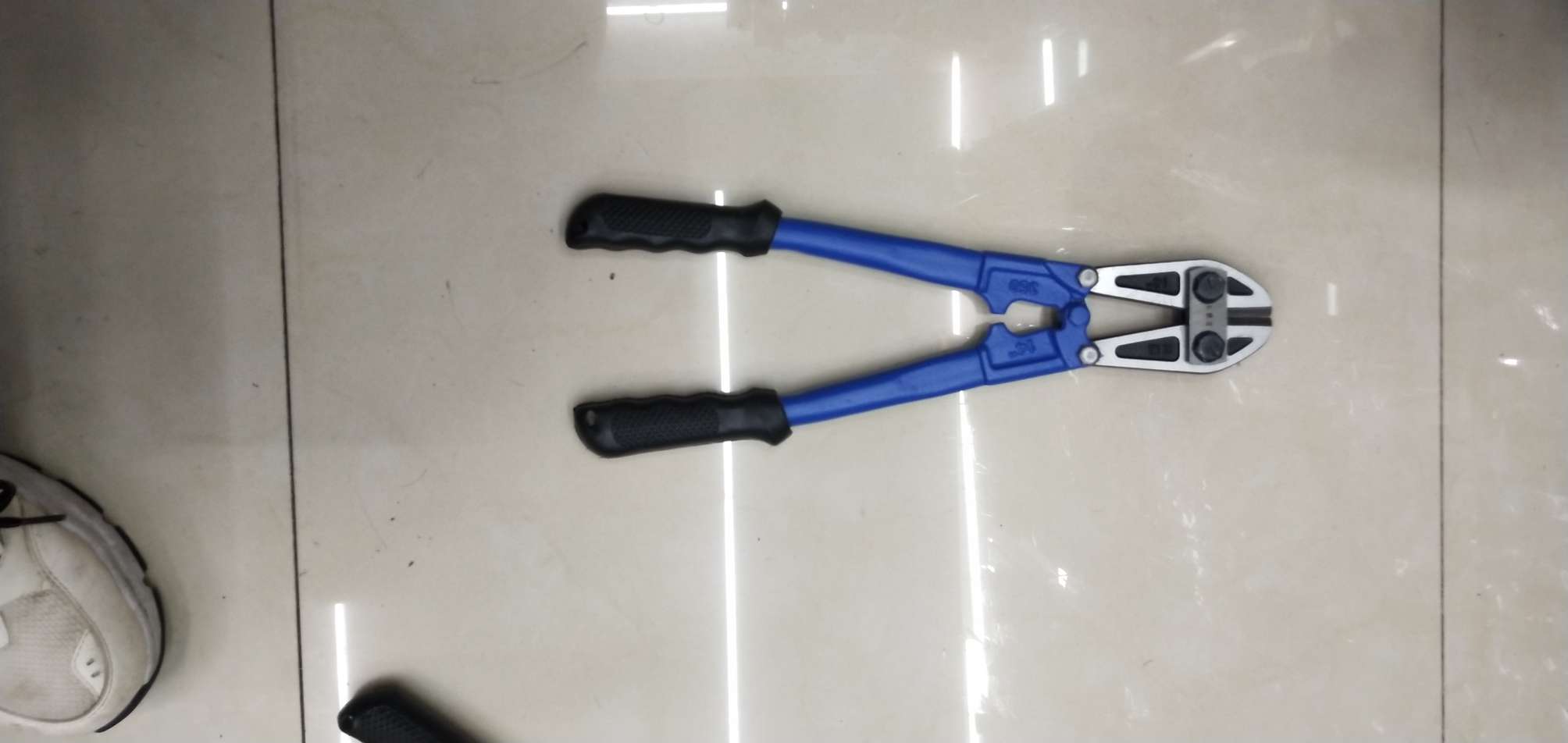 Bolt Cutter Specification drawing