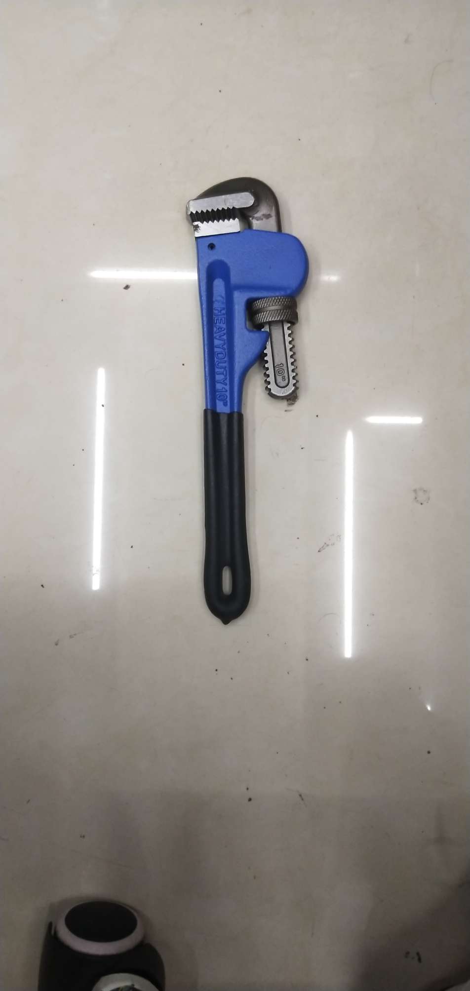 American Type Pipe Wrench details Picture