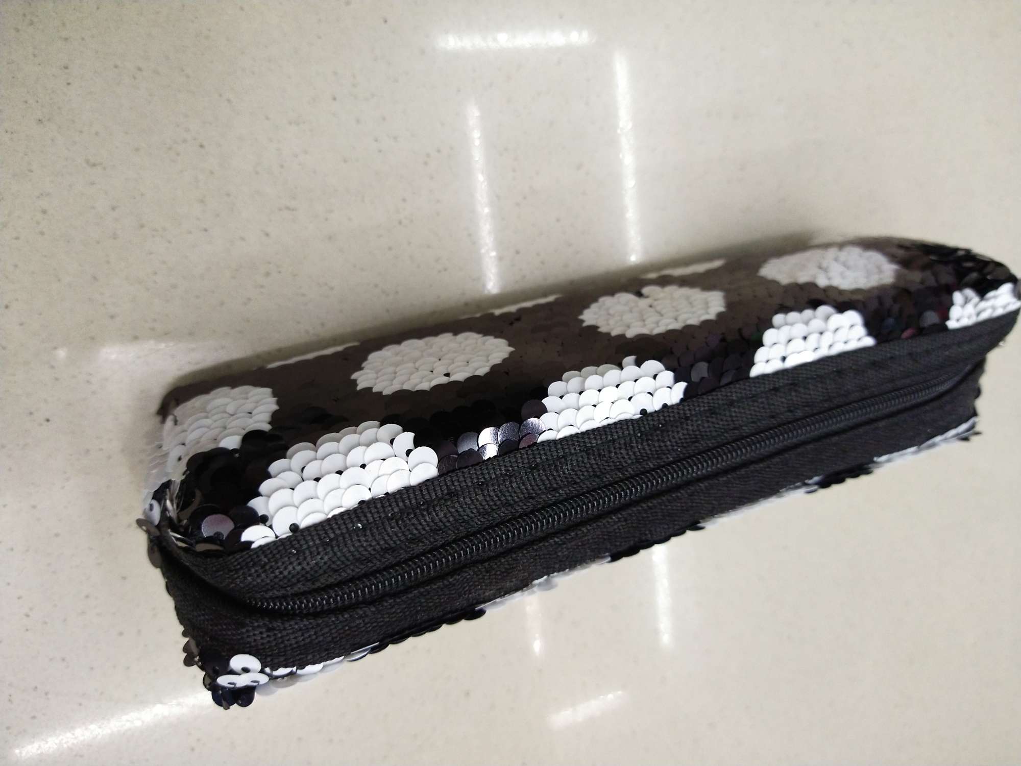 铅笔盒亮片笔袋产品图