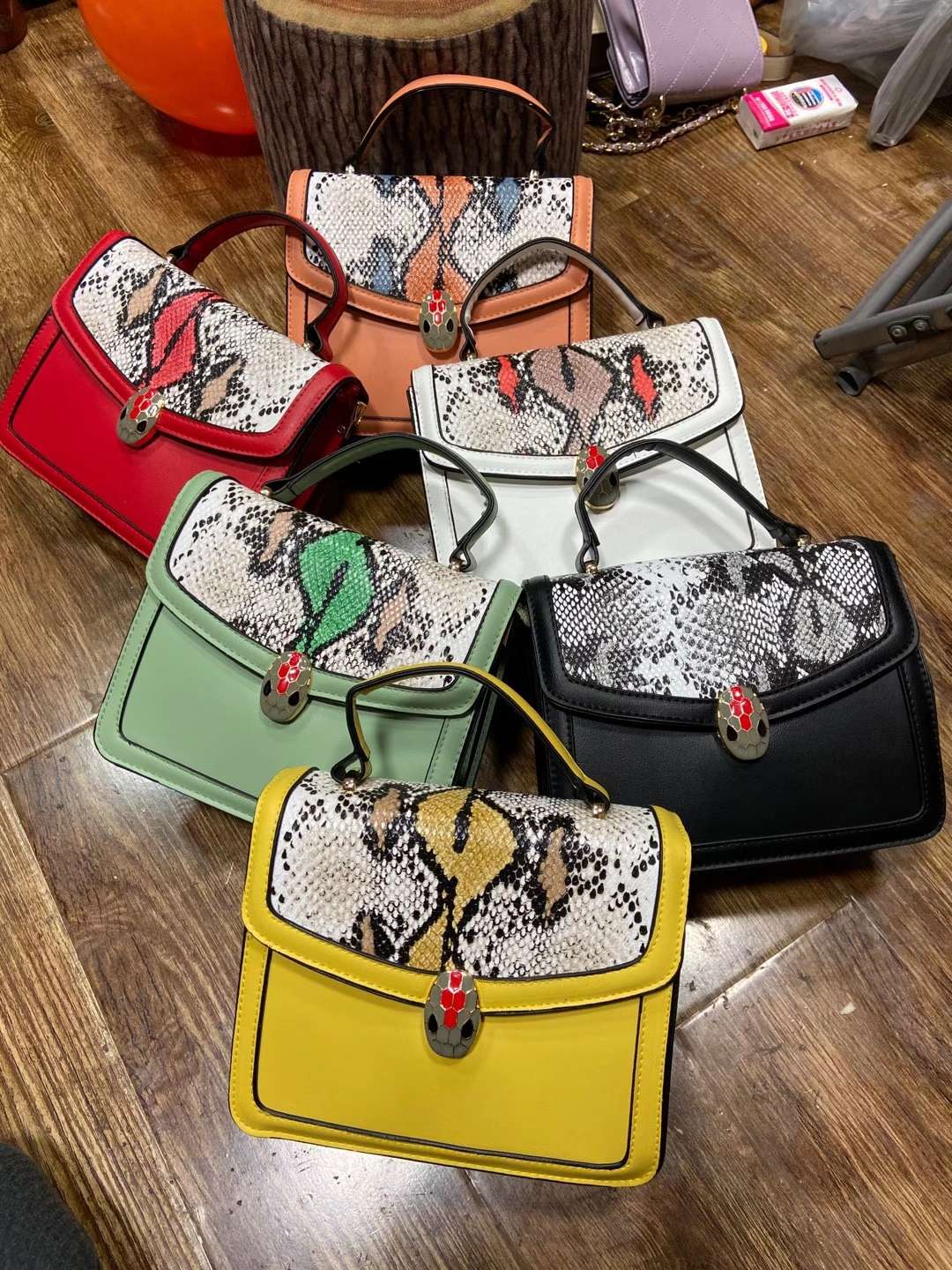 Fashion pattern bag thumbnail
