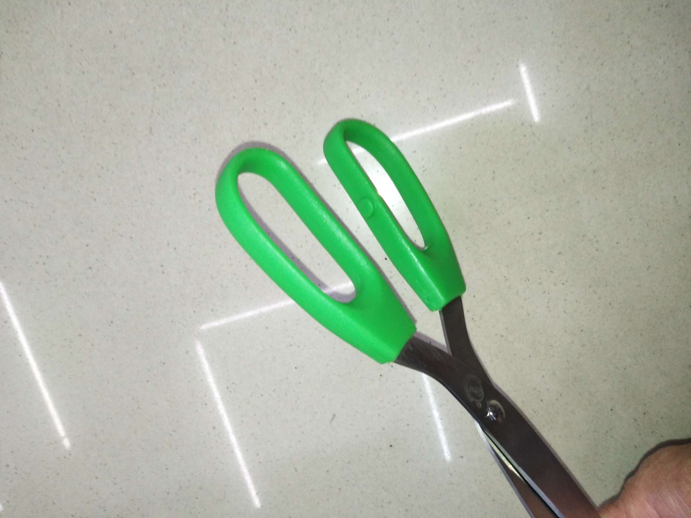 Large rose scissors, stainless steel scissors, office and educational scissors, length 20.5cm, handle width 6.5cm details Picture