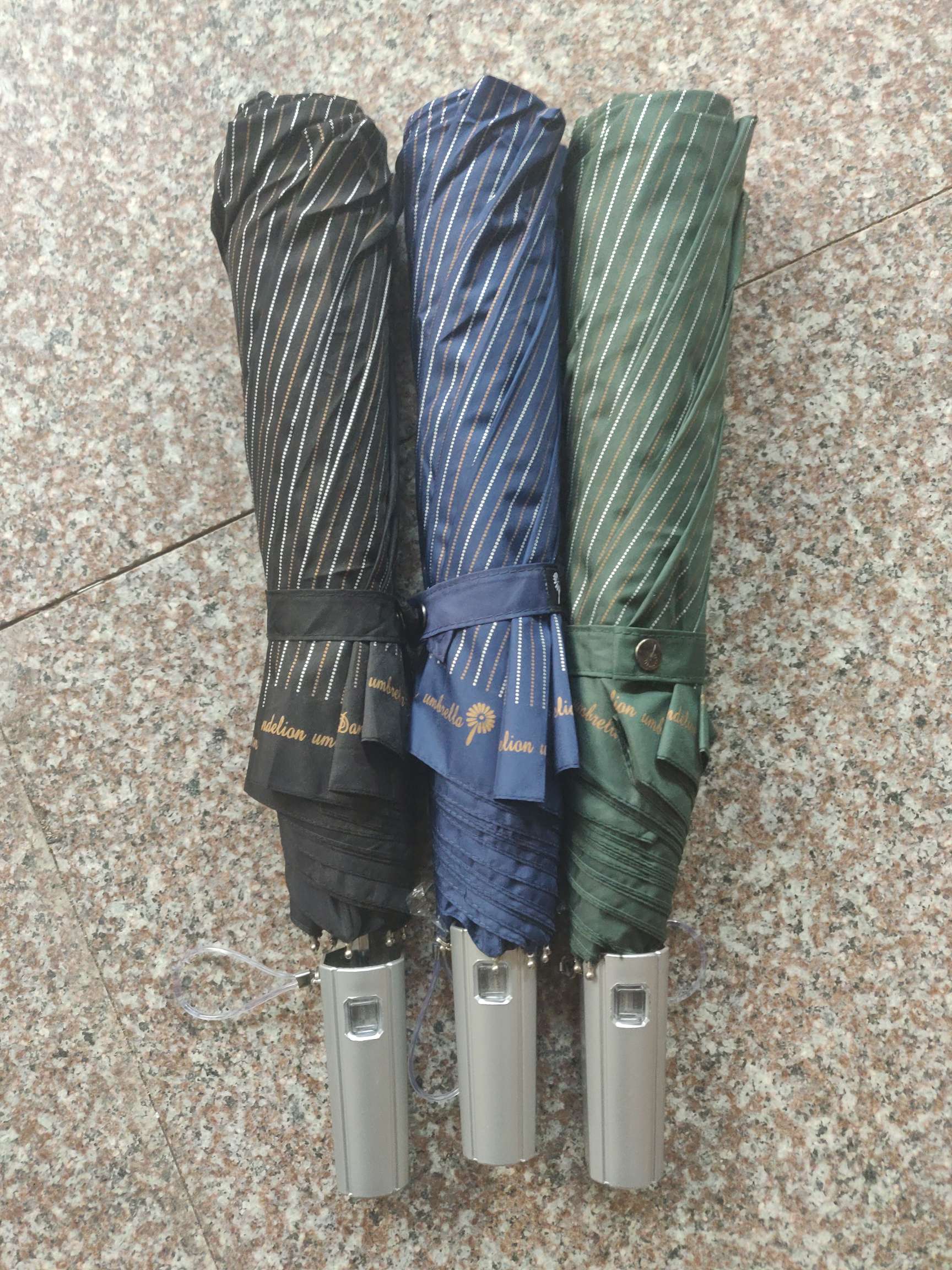 Two-fold umbrella