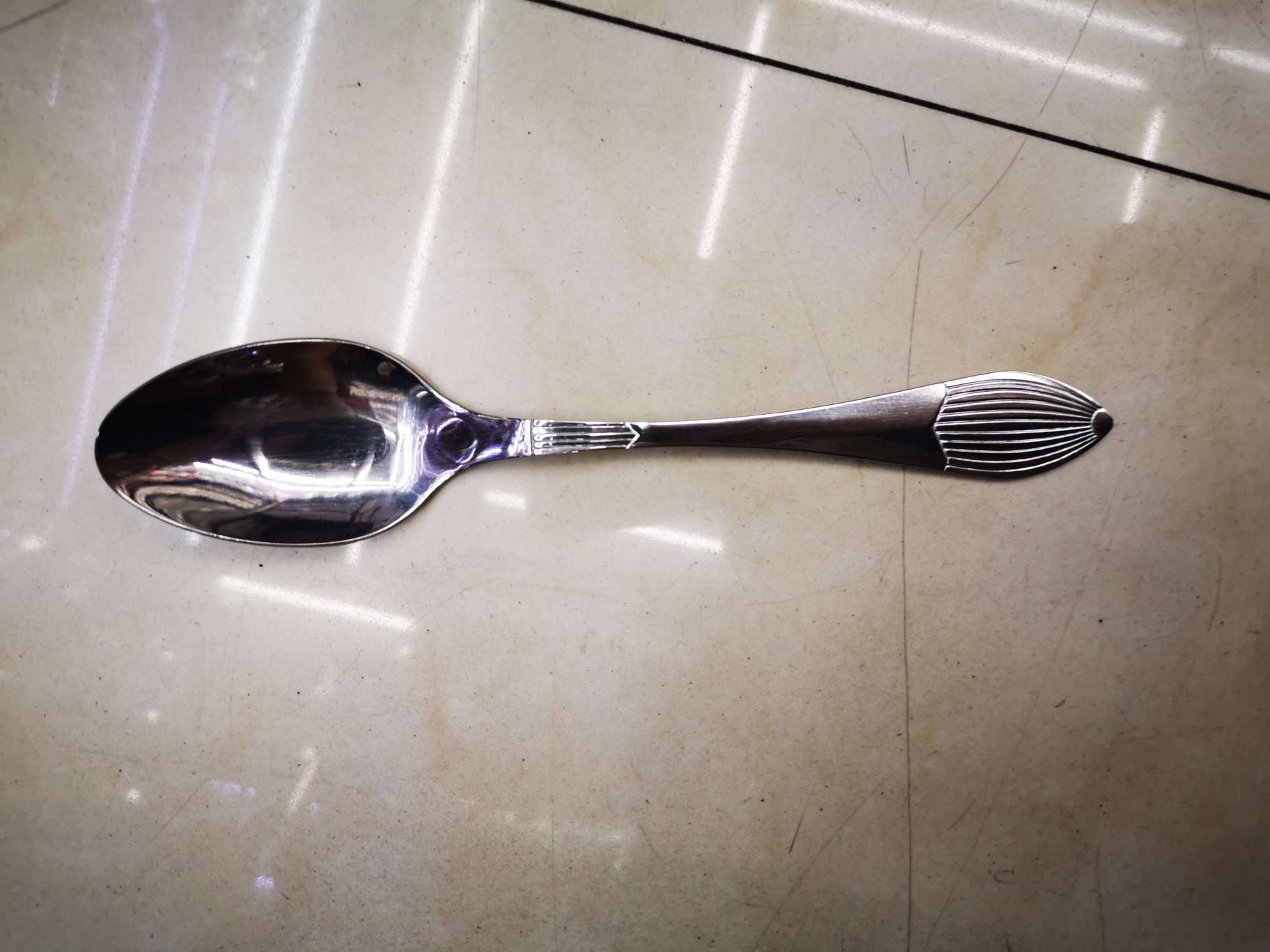A large spoon of teak 1