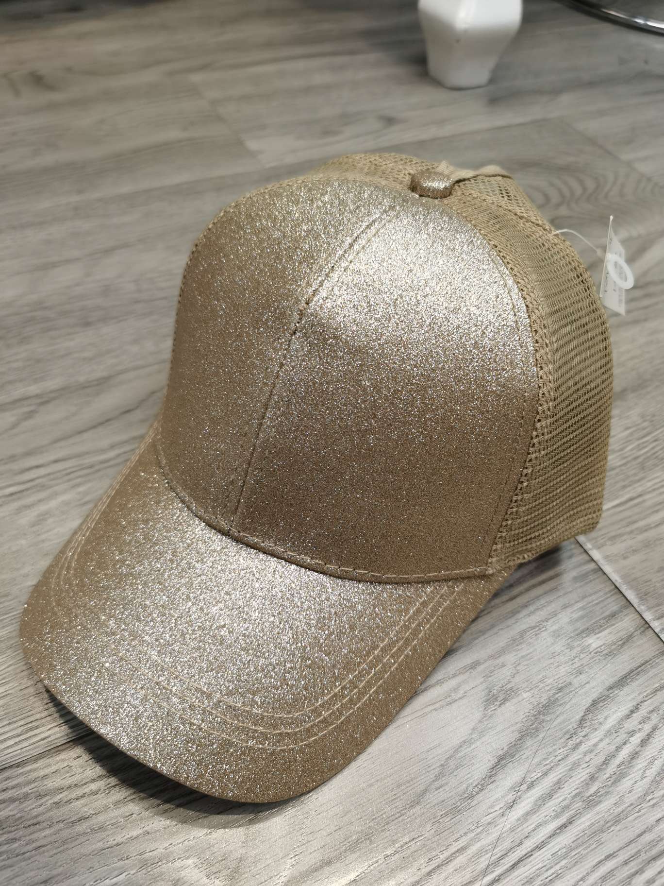 Sequined horsetail baseball cap thumbnail