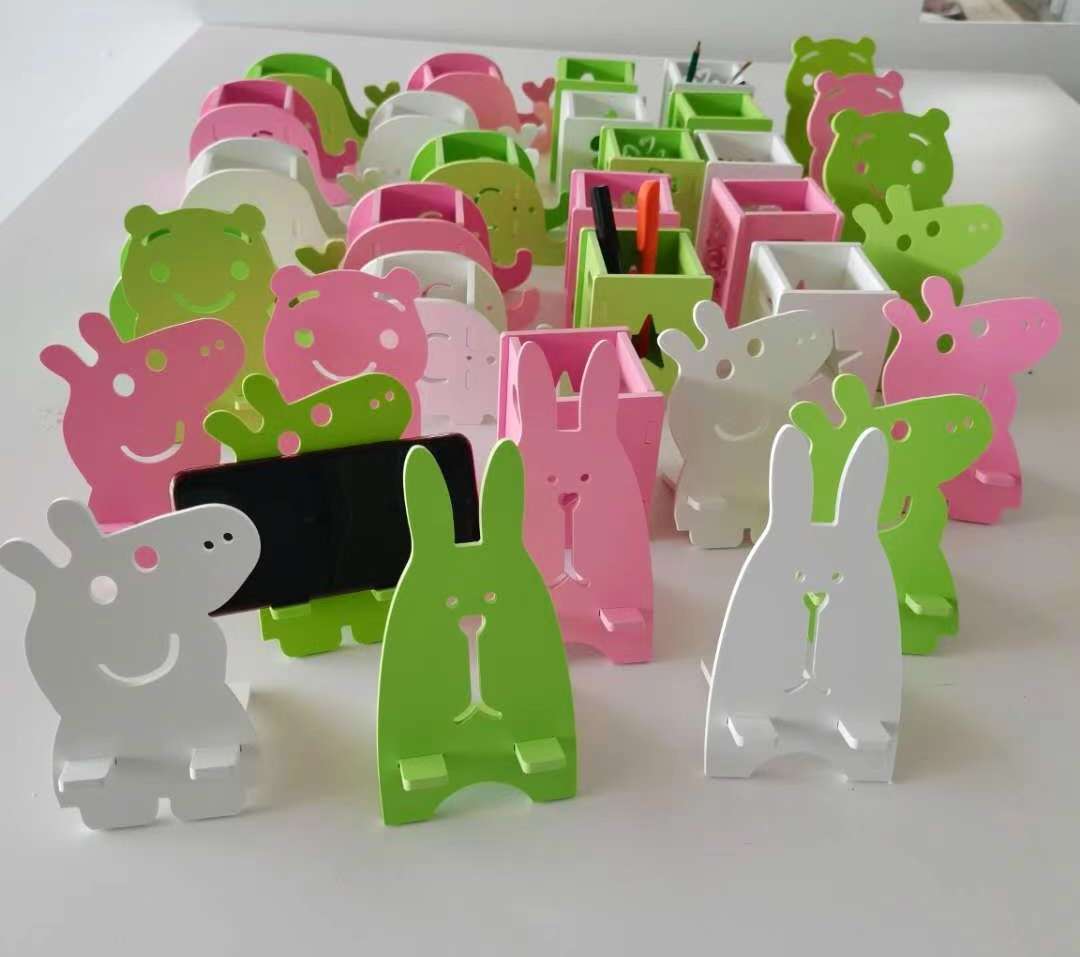 造型手机支架产品图