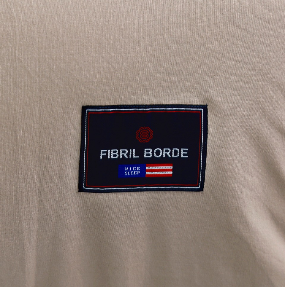 义乌好货长绒棉现代简奢风格美式风现代简约时尚风格家纺四件套被子床上用品北欧时尚风冬被详情图3