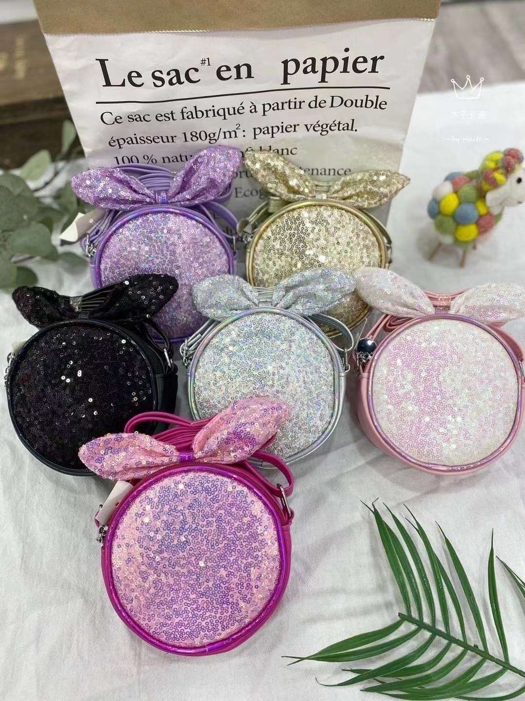 Bow sequins cute shoulder bag thumbnail
