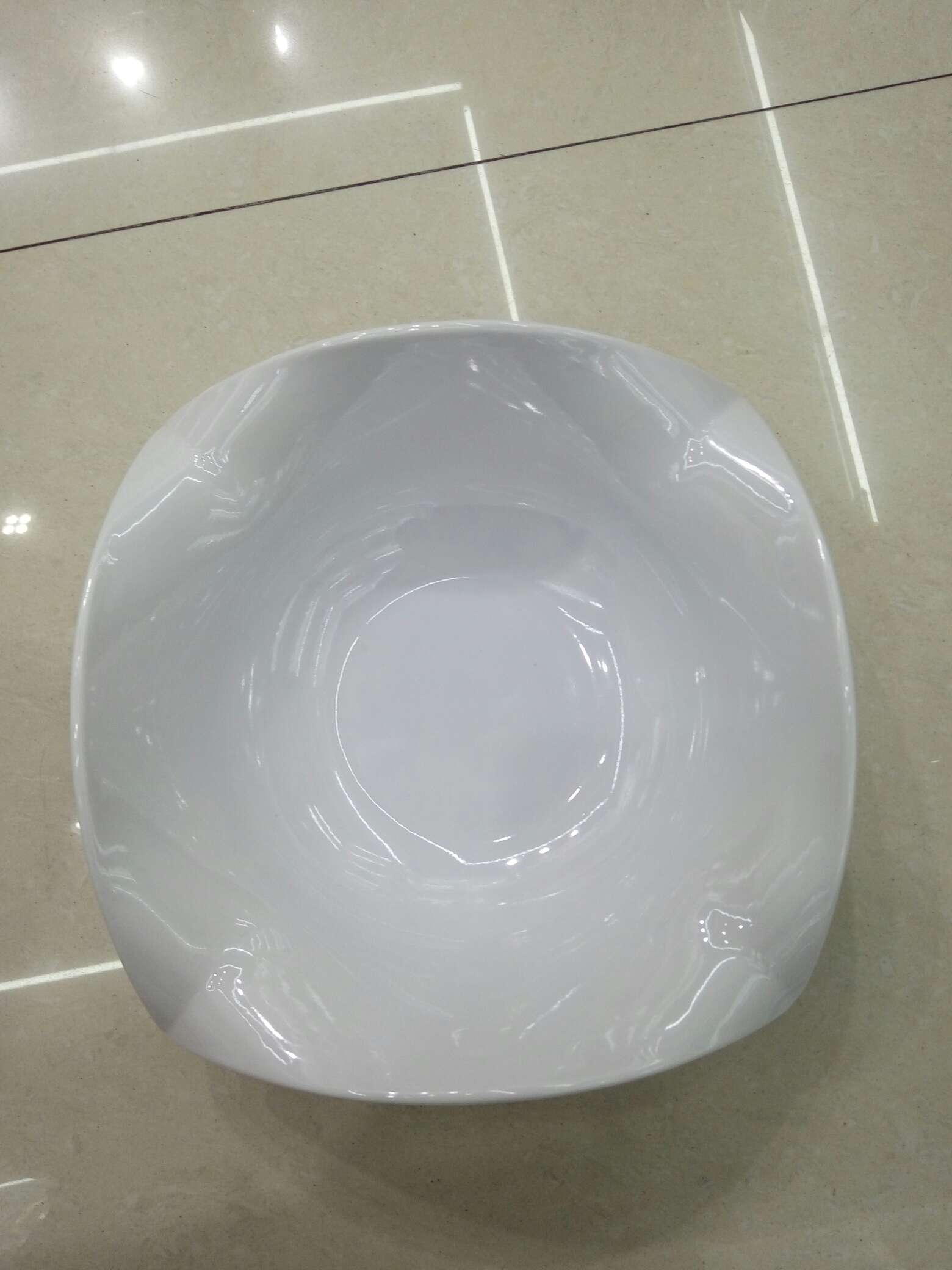 一箱72个。尺寸：22*22厘米。A3食品级，欧美品质