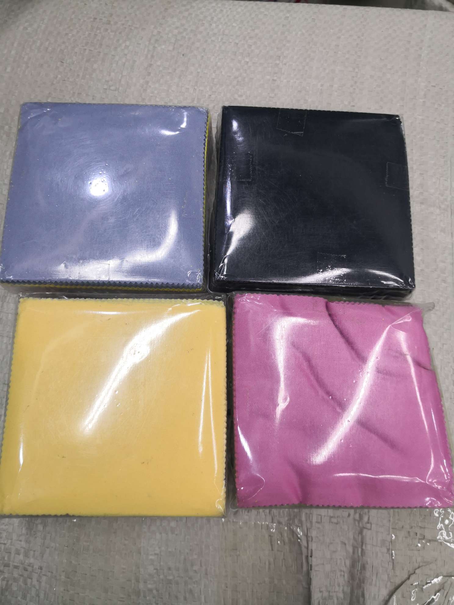 14x14cm便携式太阳眼镜盒 配眼镜布 低档搓纹设计 时尚眼镜袋 防护又实用 眼镜盒、眼镜袋详情图3