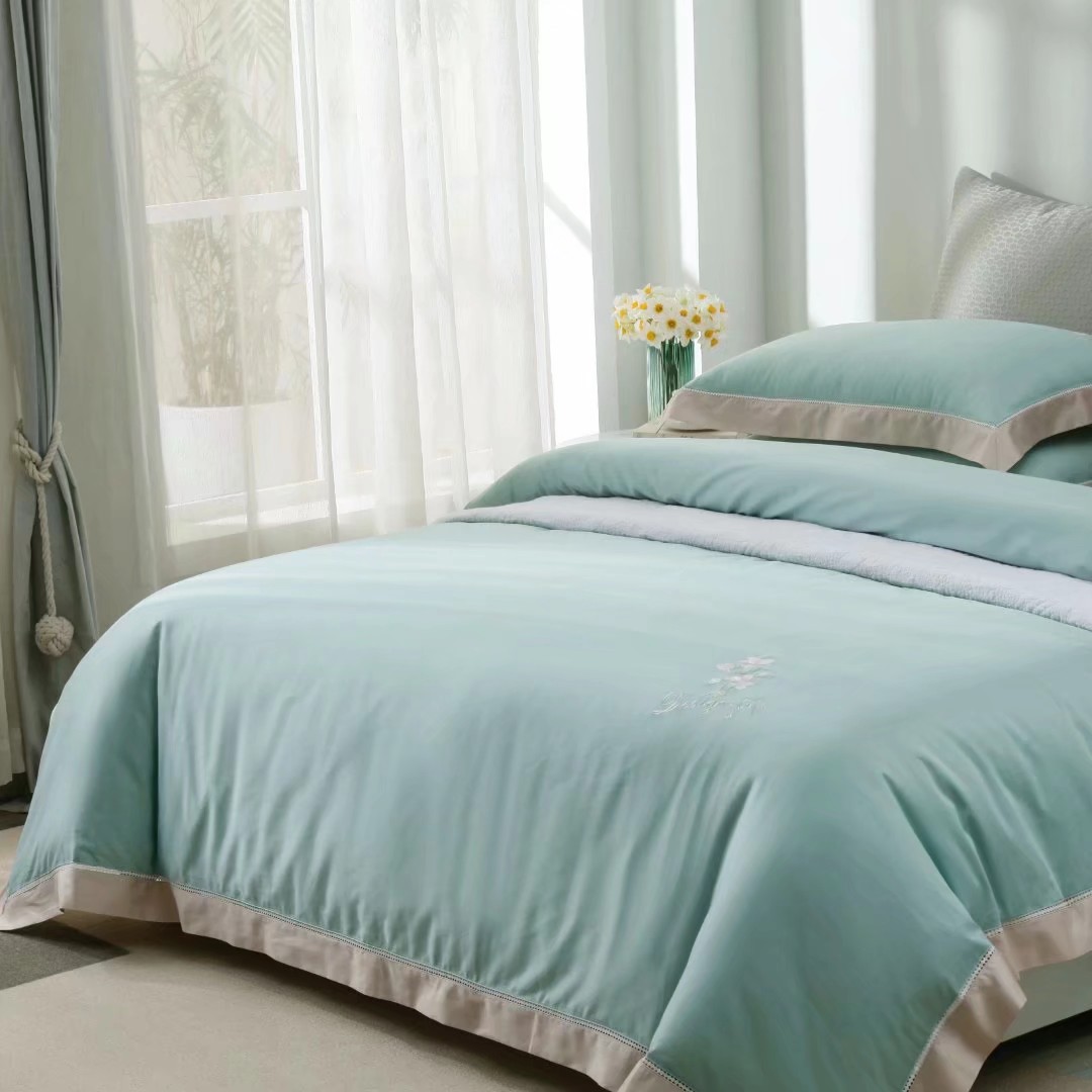 Yiwu quality products: Four-piece set of soybean winter quilts, four-season quilts, silk quilts, long-staple cotton, modern simple luxury style, American style, modern simple fashion style home textile four-piece set, quilts, bedding, Nordic fashion style winter quilts undefined