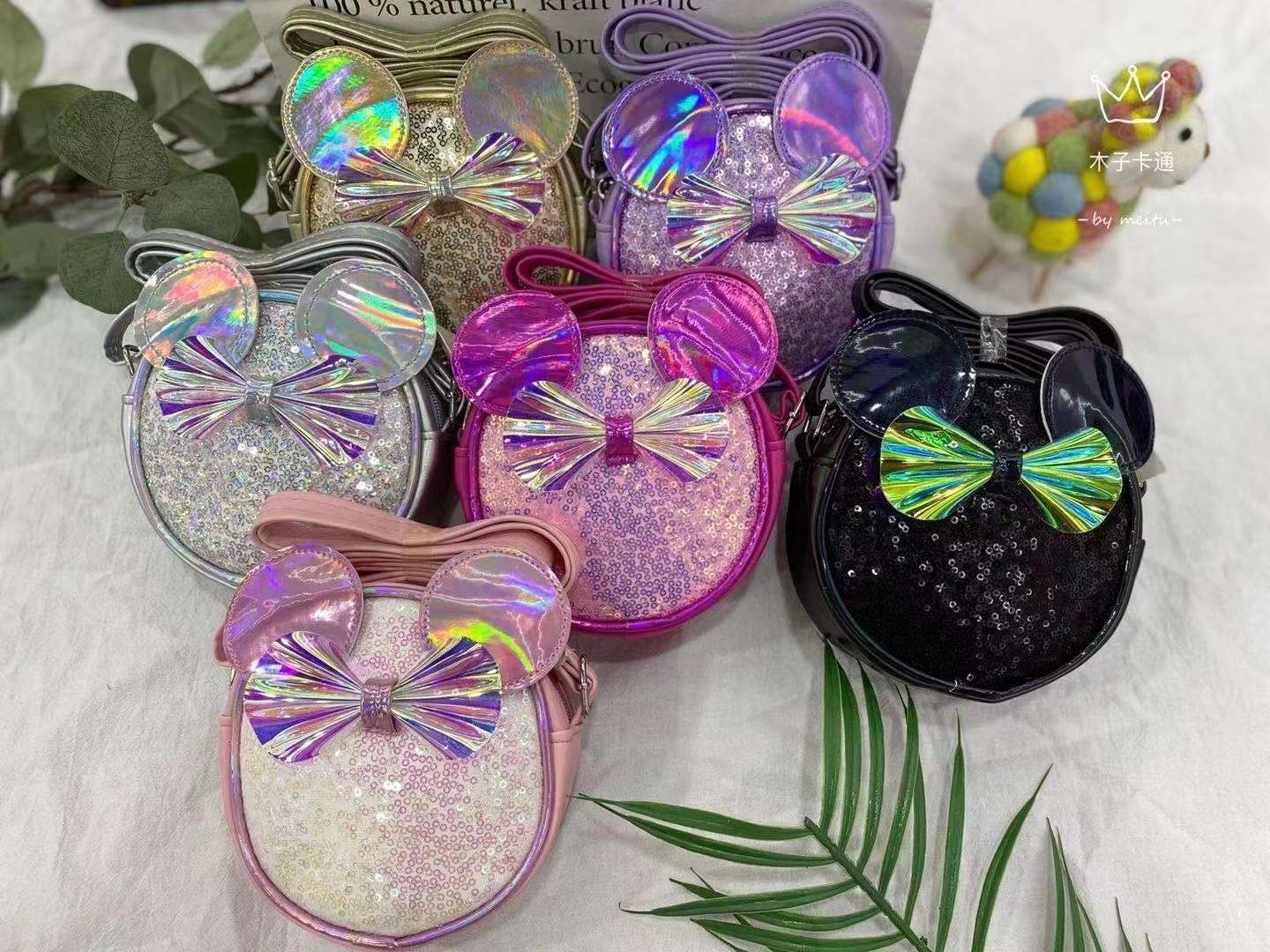 Sequins cute shoulder bag thumbnail