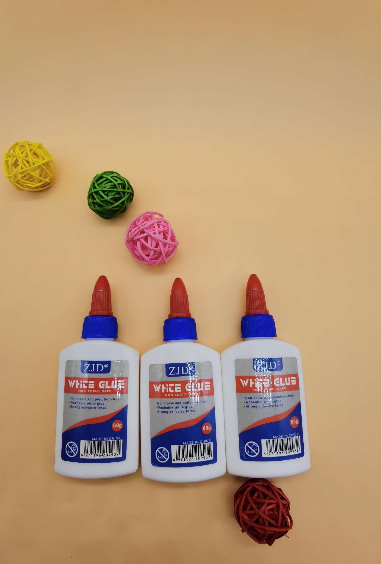 60克白胶白底实物图