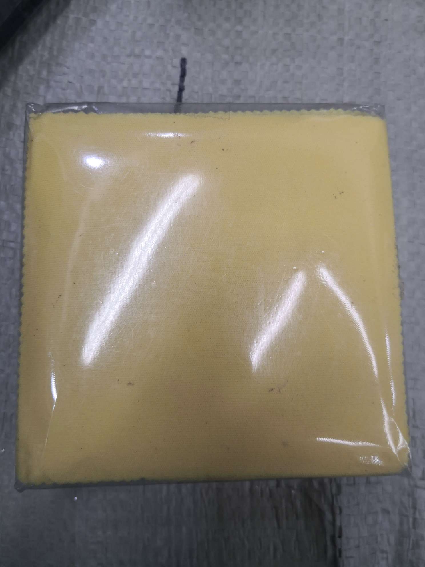 14x14cm便携式太阳眼镜盒 配眼镜布 低档搓纹设计 时尚眼镜袋 防护又实用 眼镜盒、眼镜袋产品图