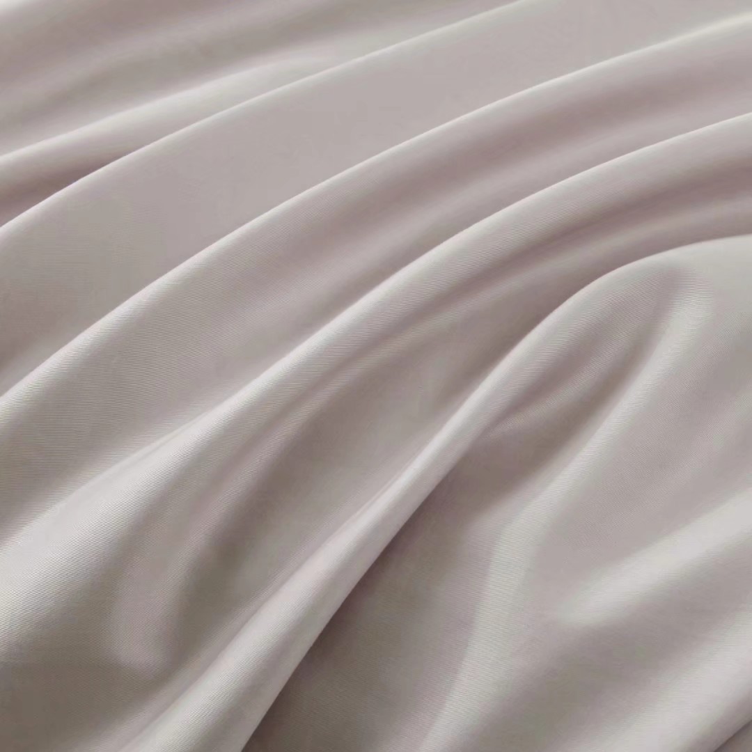 Yiwu quality products: Frosted four-piece set, soybean winter quilt, four-season quilt, Silk quilt, long-staple cotton, modern simple luxury style, American style, modern simple fashion style home textile four-piece set, quilt, bedding, Nordic fashion style winter quilt detail image 6