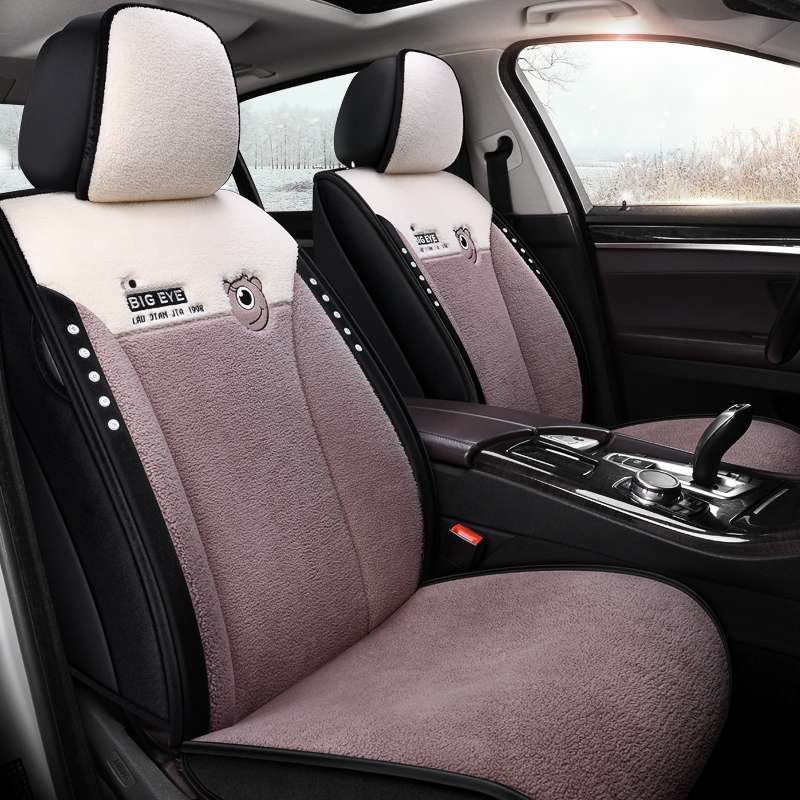 New autumn and winter car seat cushion cartoon thick lambskin fully wrapped short plush seat cushion, winter warm seat cover full figure