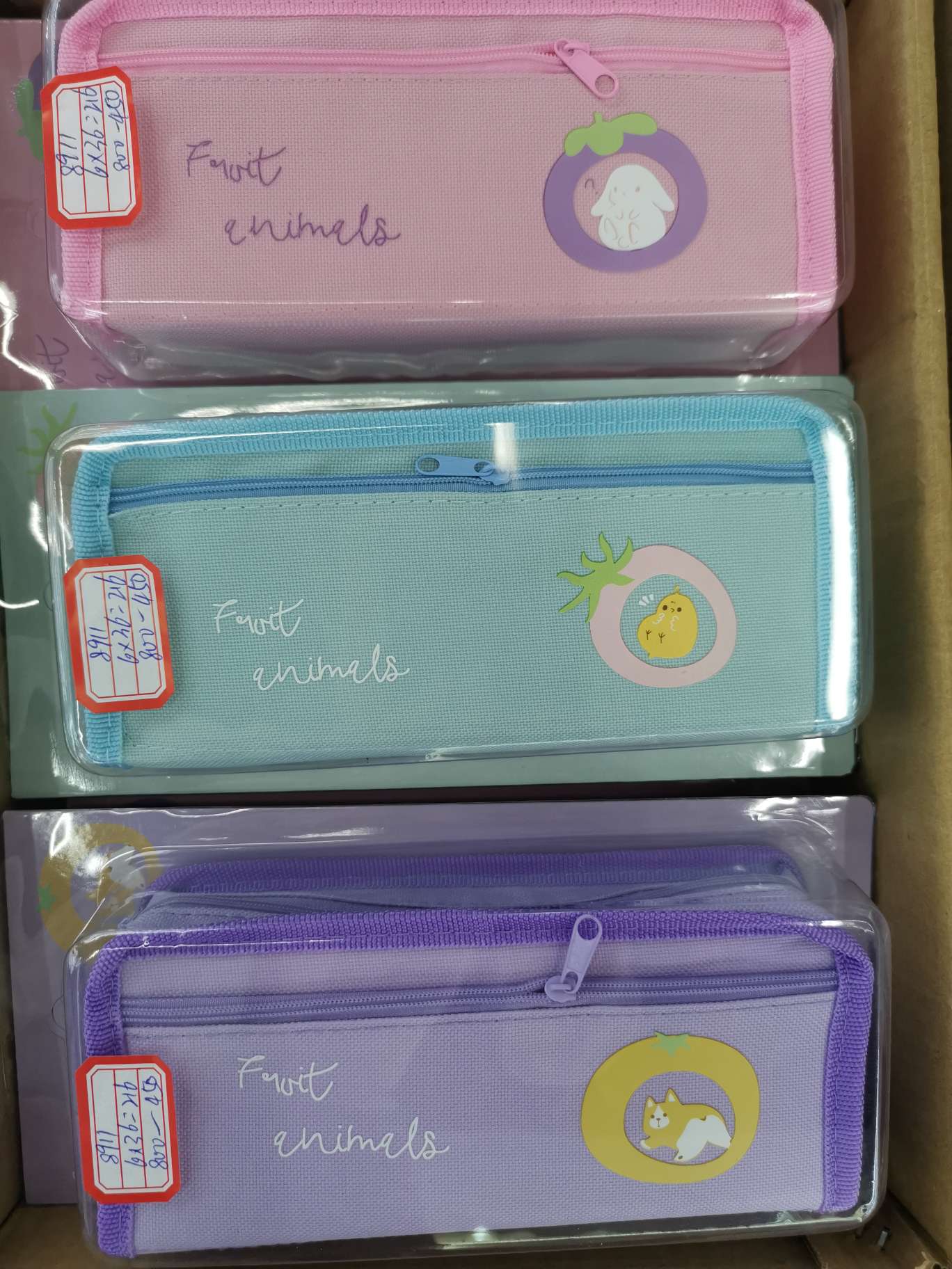 Both men's and women's pens are used for cartoon characters thumbnail