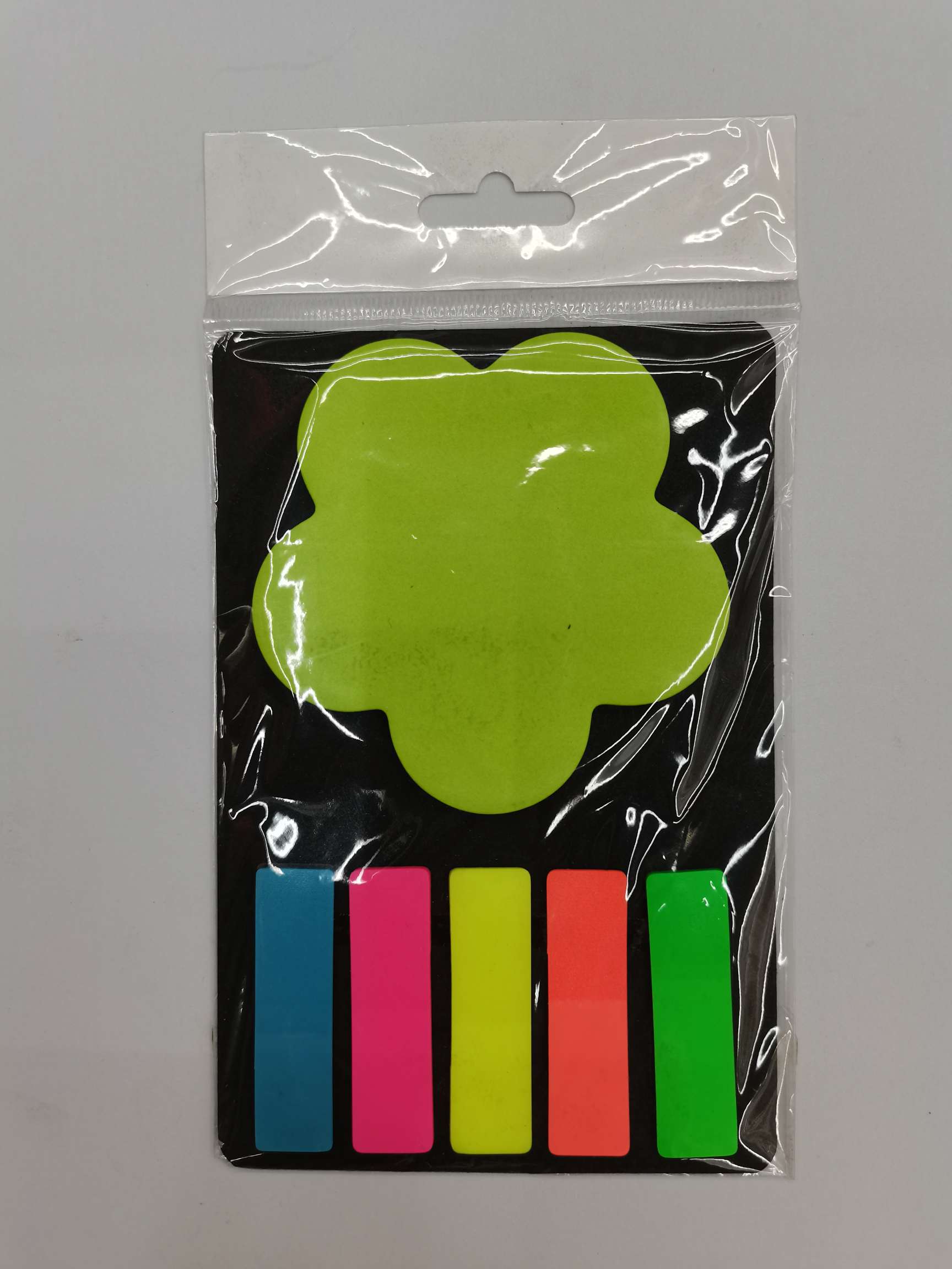 绿色梅花形带PET