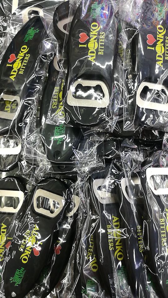 本店新款开瓶器马口铁开瓶器，款式漂亮，可以各种众多礼品赠送品，款式众多，欢迎新老客户来店下单或线上与线下下单都可以。详情图9
