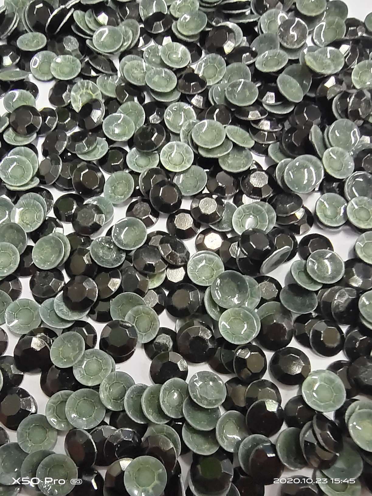 Imitation imported star anise
6mm
black thumbnail