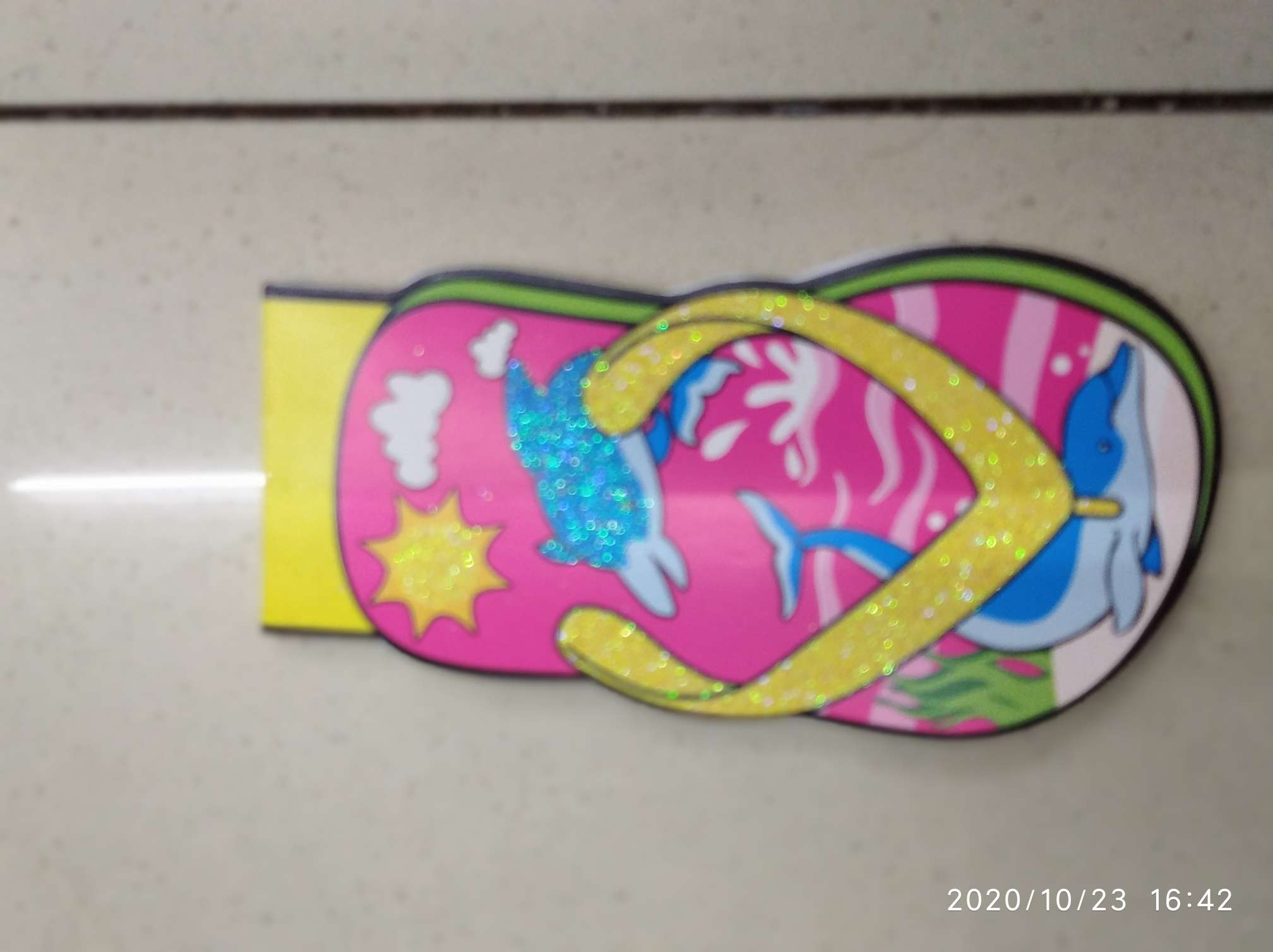 沙滩鞋金粉本子