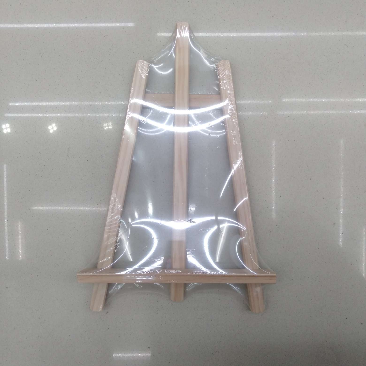 Pine Plank Stand Mobile Phone Stand Small Easel