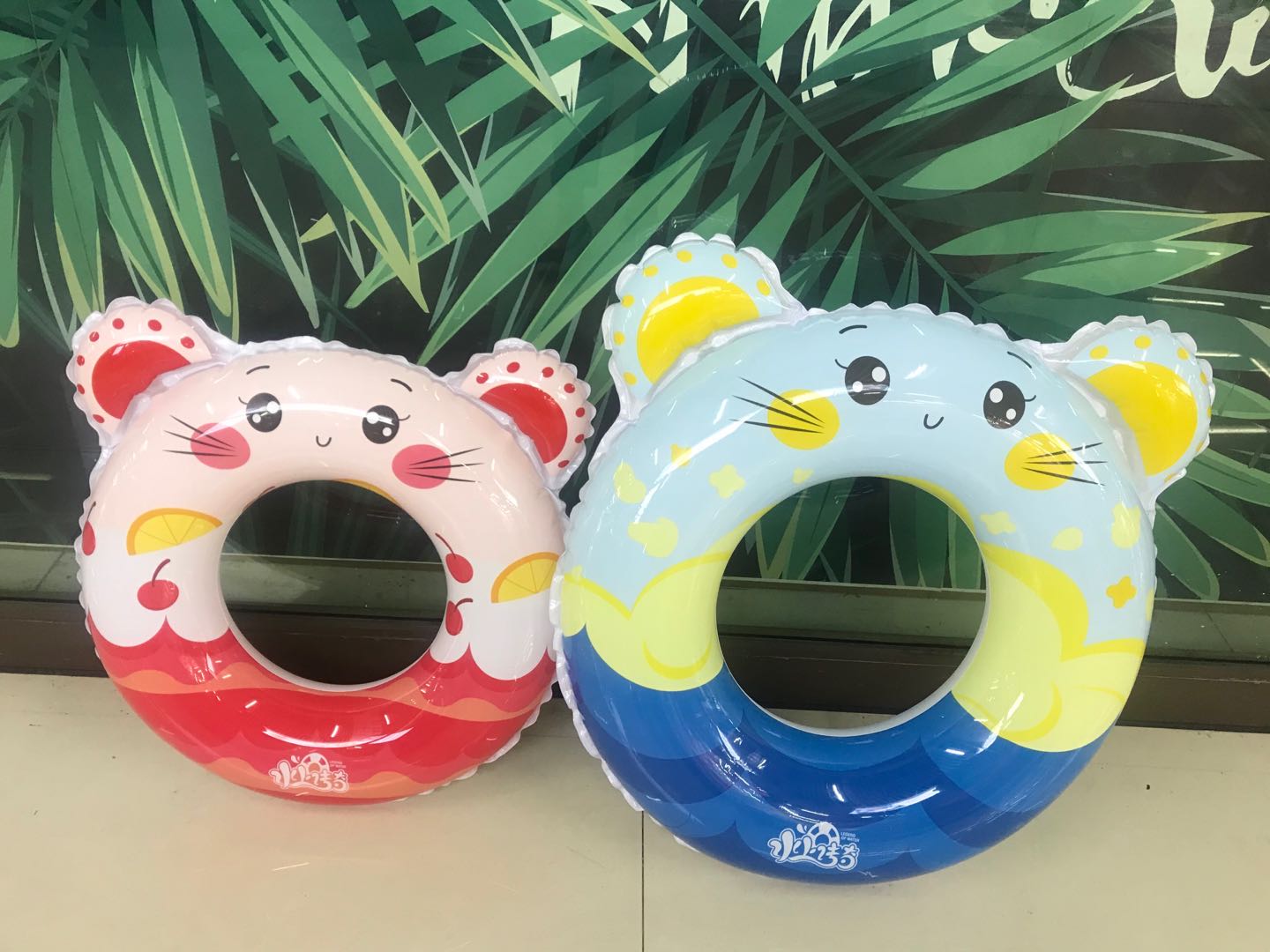 Children's inflatable toys thicken environmentally-friendly animals Swimming rings Children's underarm rings thumbnail