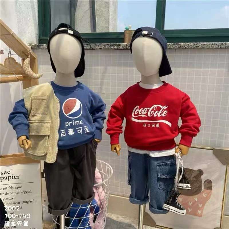 Children's padded hoodie thumbnail