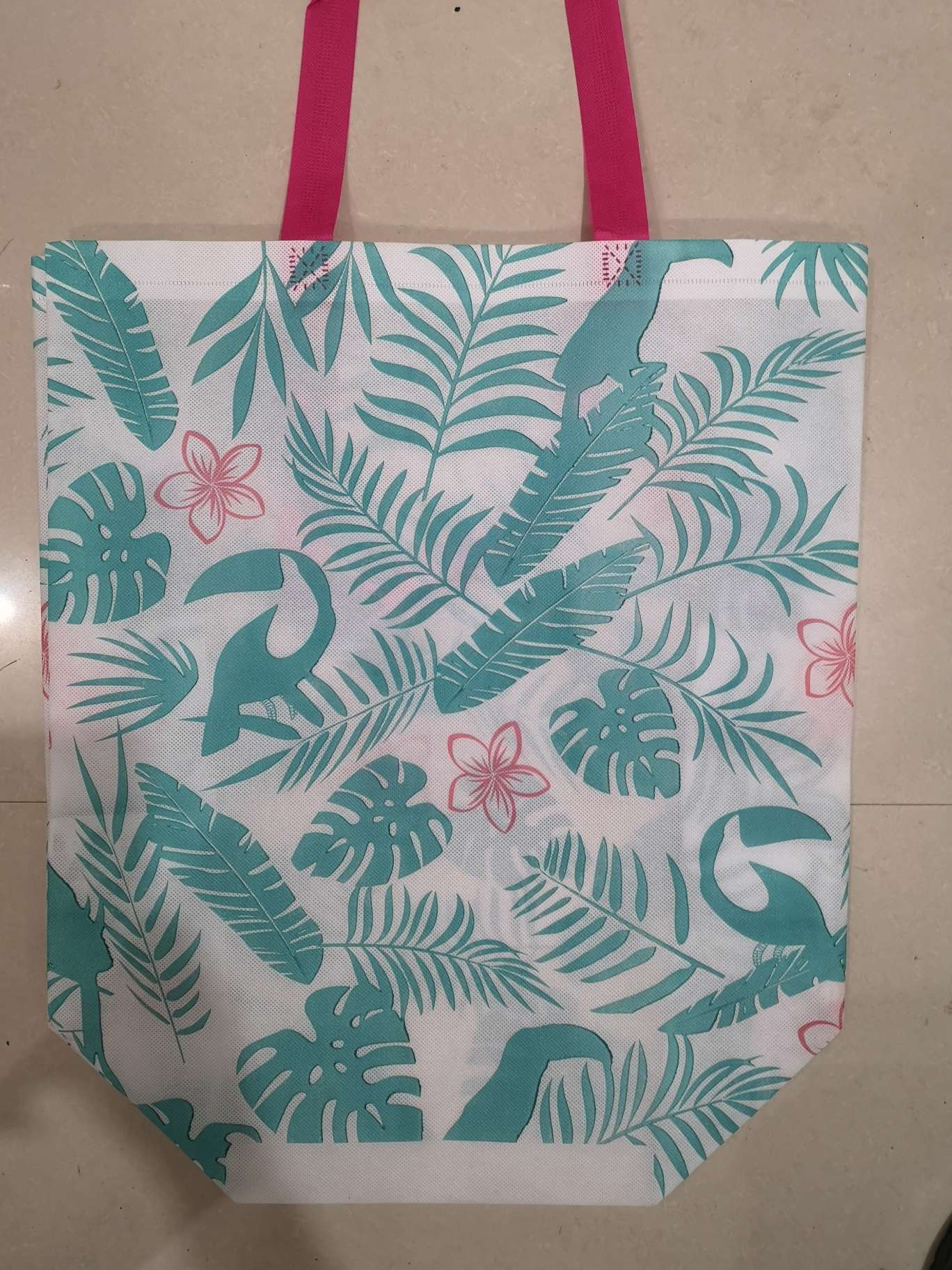 Printing of non-woven fabric shopping bags and advertising bags full figure