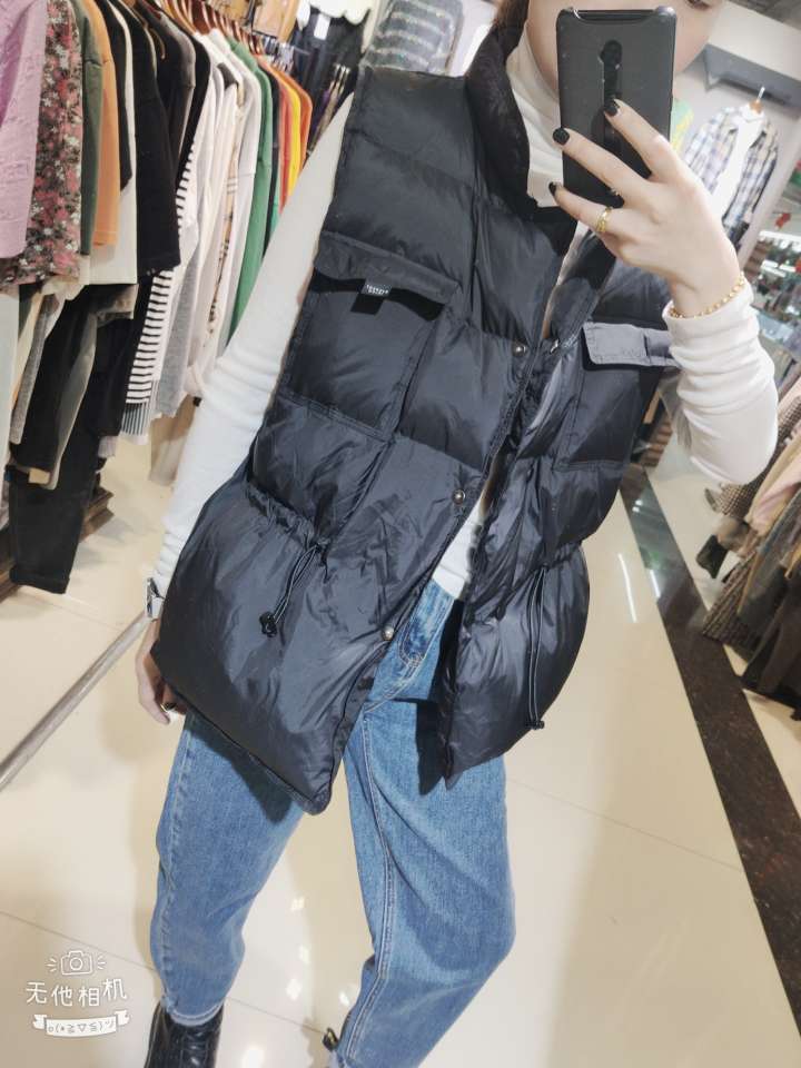 欧货羽绒马甲细节图