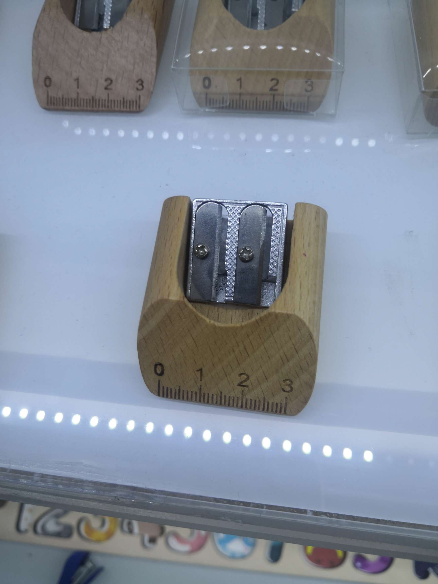 木质创意双孔卷笔刀