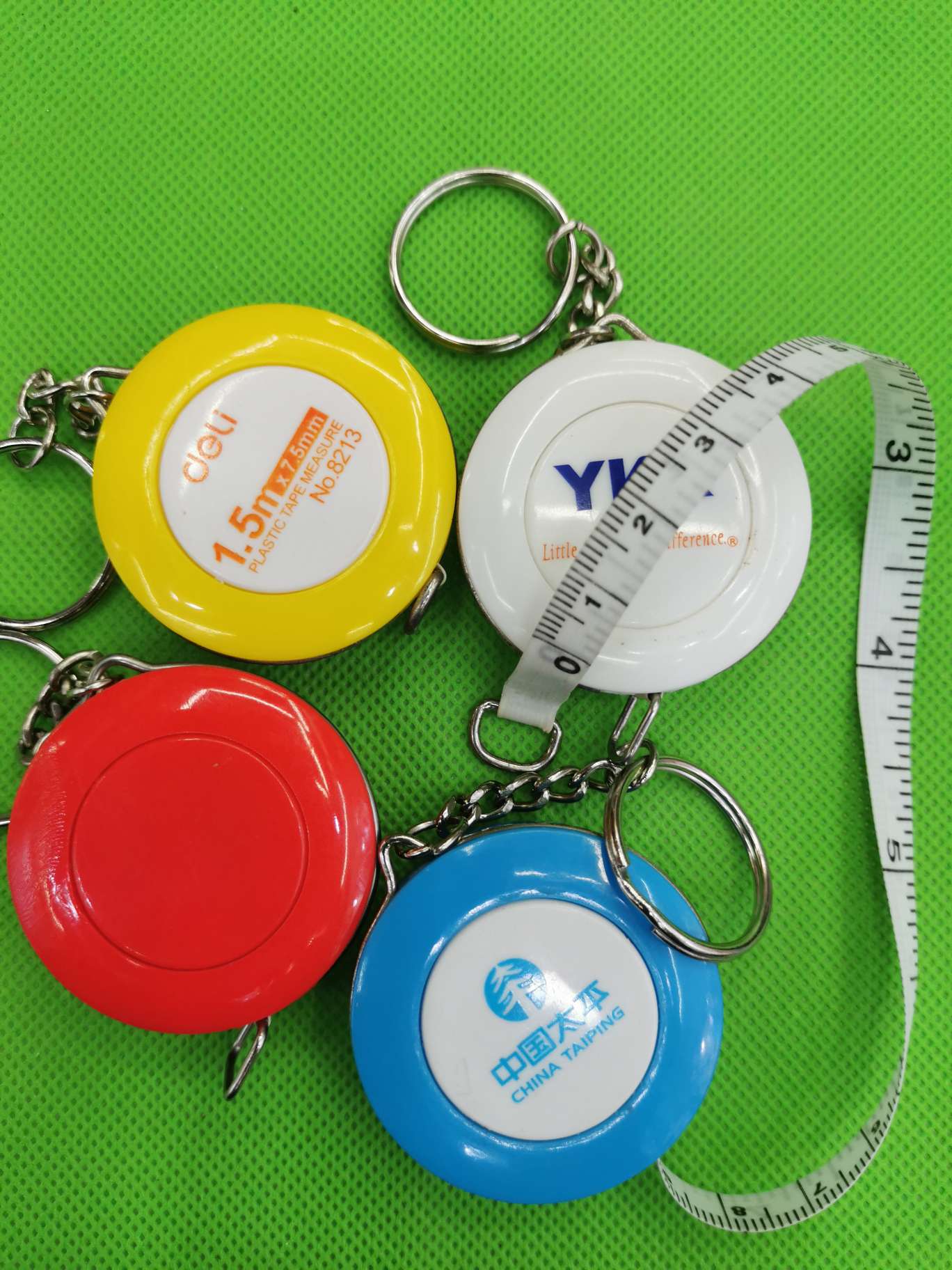 本店有新款带眼睛圆形小皮卷尺，款式漂亮，可以做各种赠送品，款式众多，欢迎新老客户来店下单或线上与线下下单都可以。详情图17