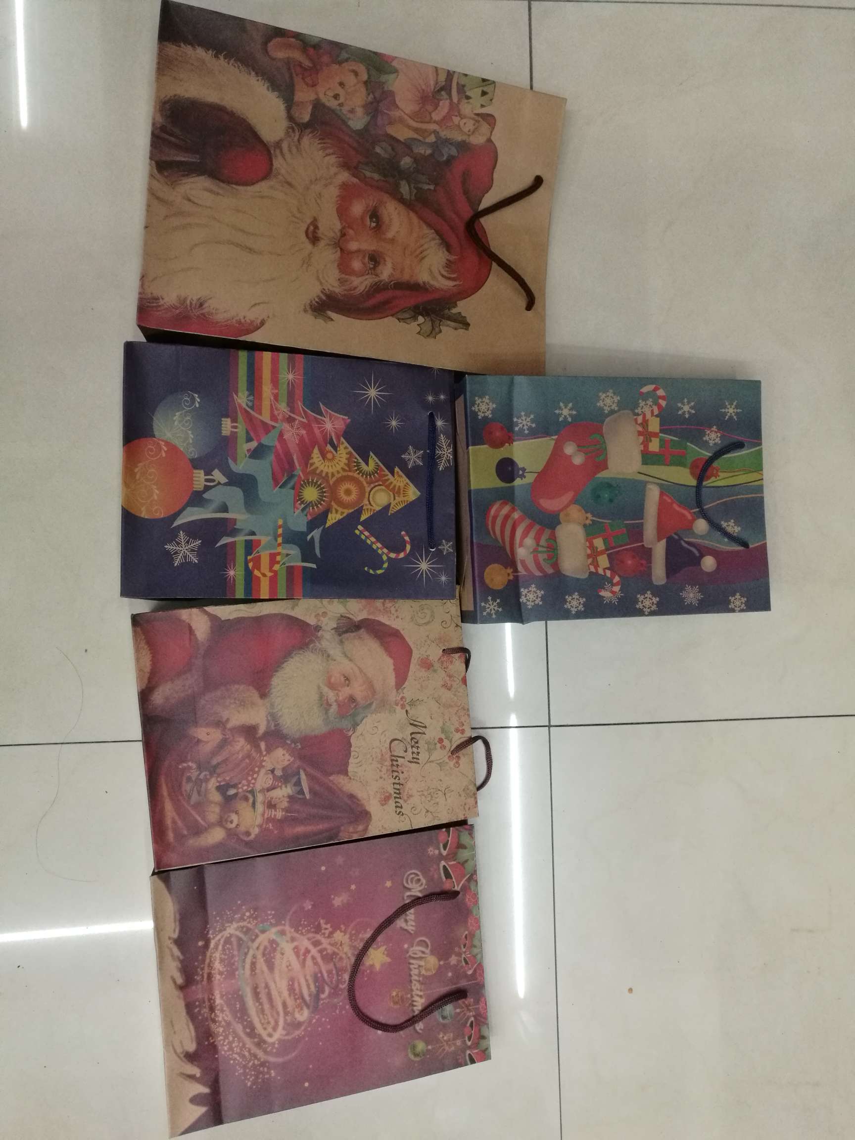 各种圣诞牛皮纸袋图