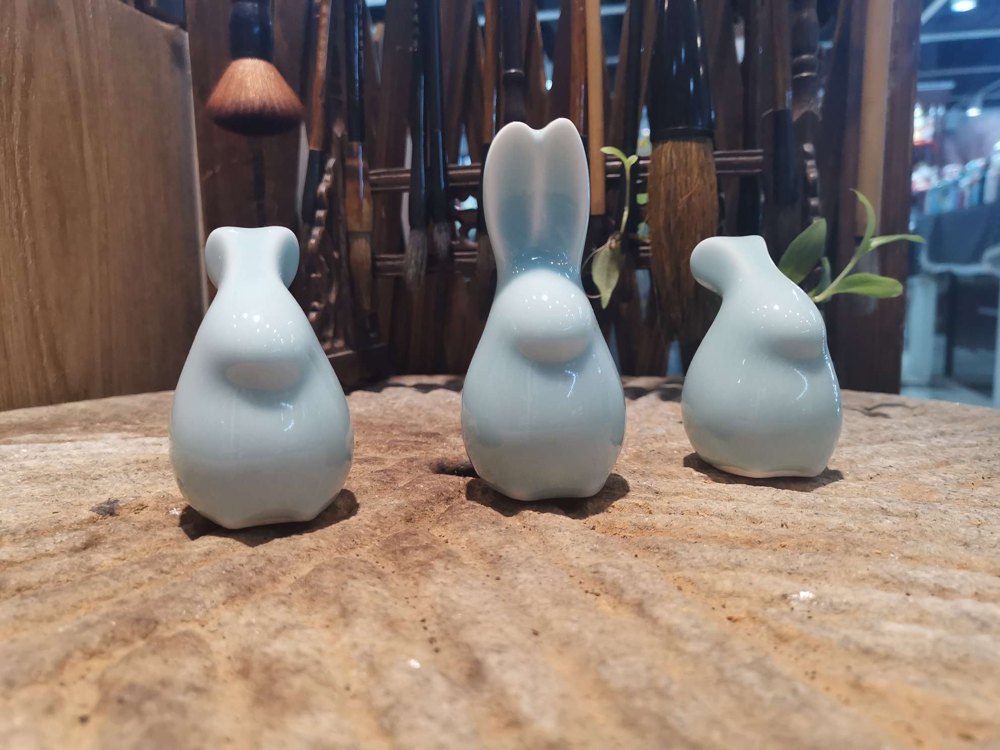 陶瓷工艺品兔子三件套青瓷工艺品