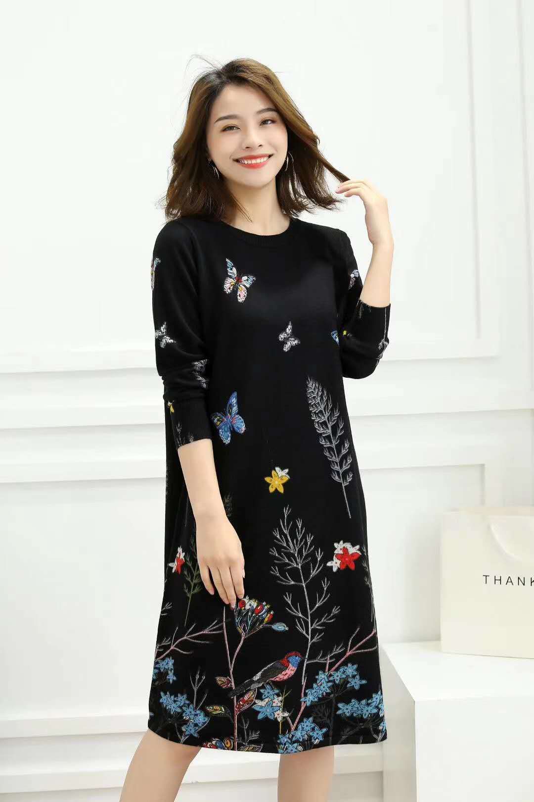 新款秋款女装休闲时尚潮流精品大码蝴蝶花连衣裙