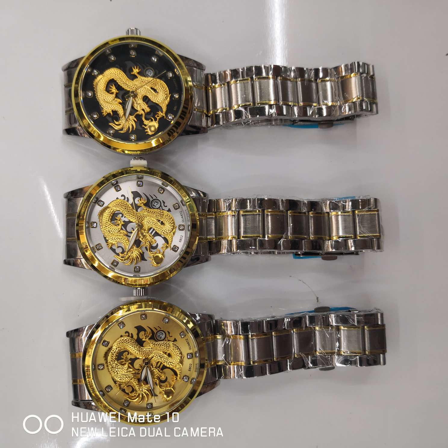 The three colors of the dragon watch can be mixed