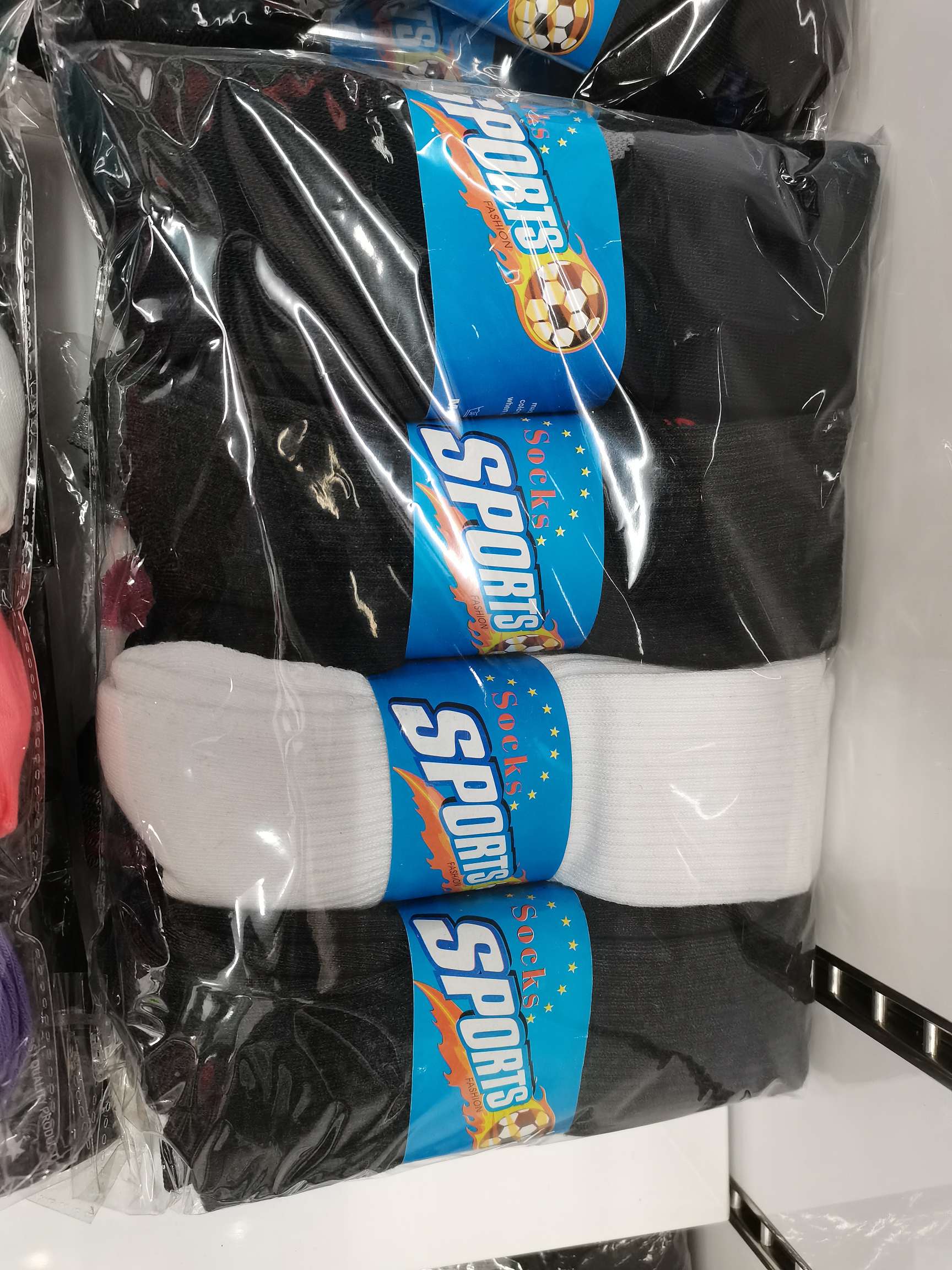 Factory direct sales of comfortable, cute and durable polyester-cotton short socks, four-color thick socks 13